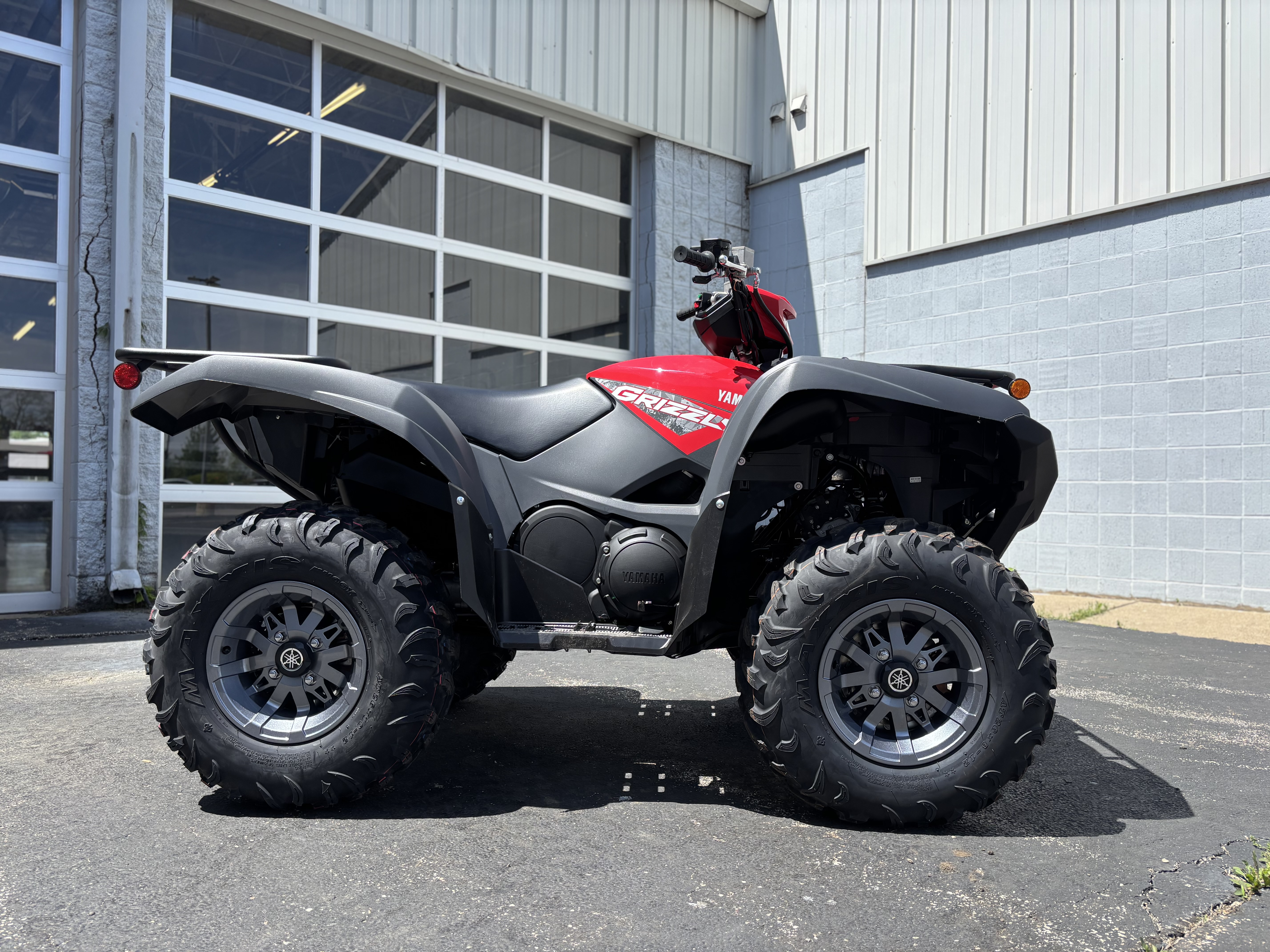2025 Yamaha GRIZZLY EPS 700 - Photo 2