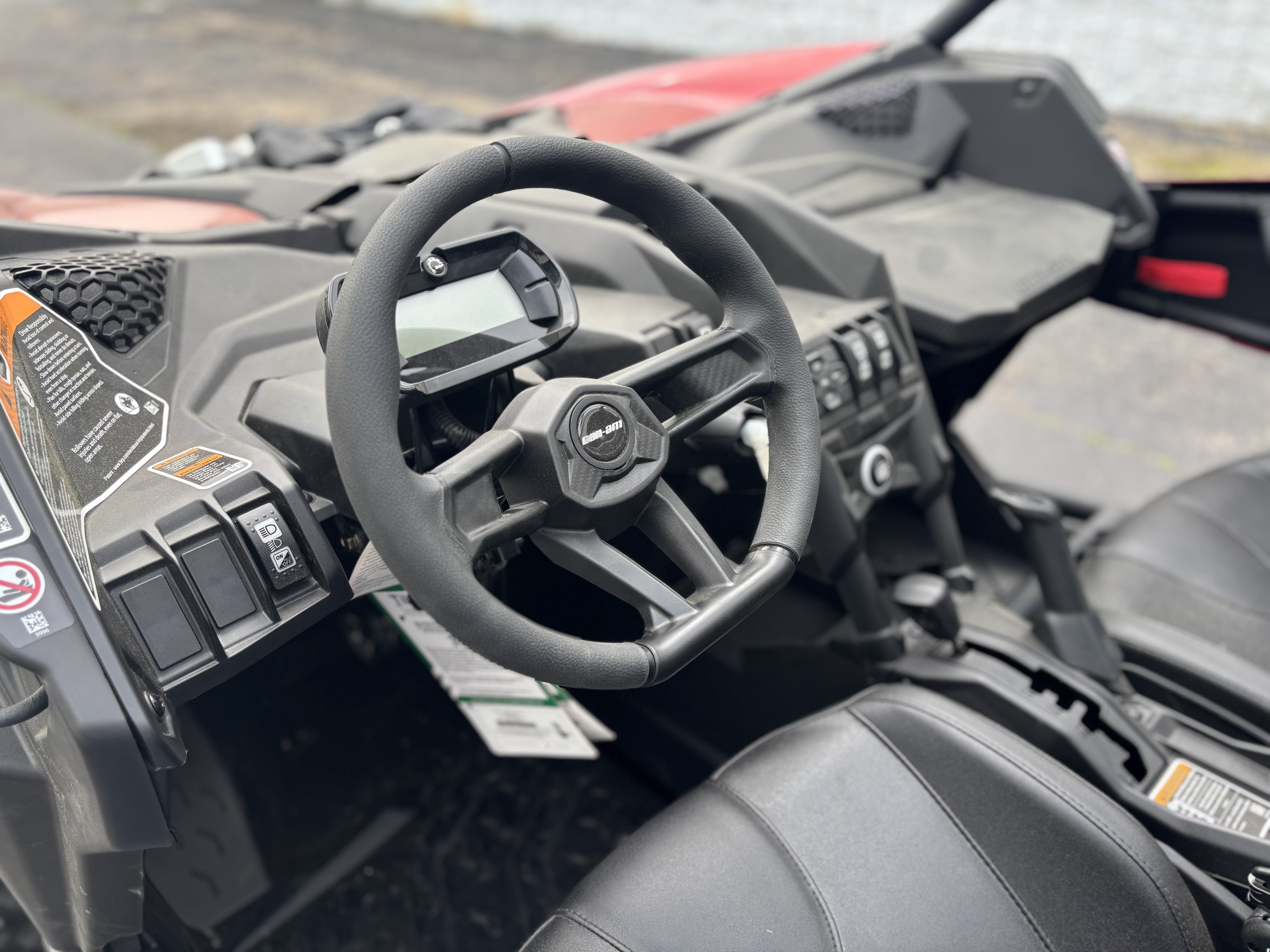 2025 Can-Am MAVERICK X3 DS TURBO RR - Photo 14