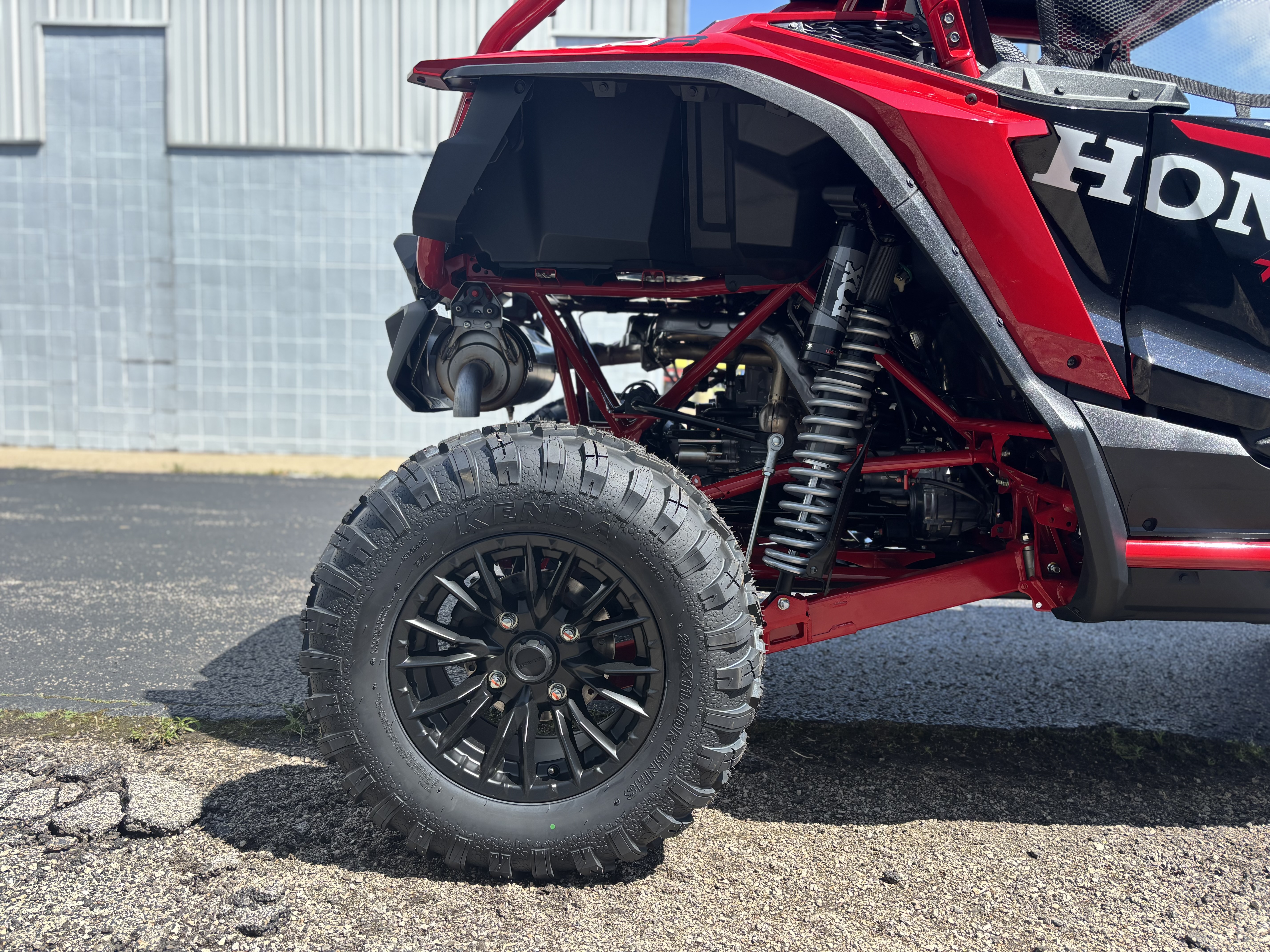 2025 Honda TALON 1000R FOX LIVE VALVE - Photo 5