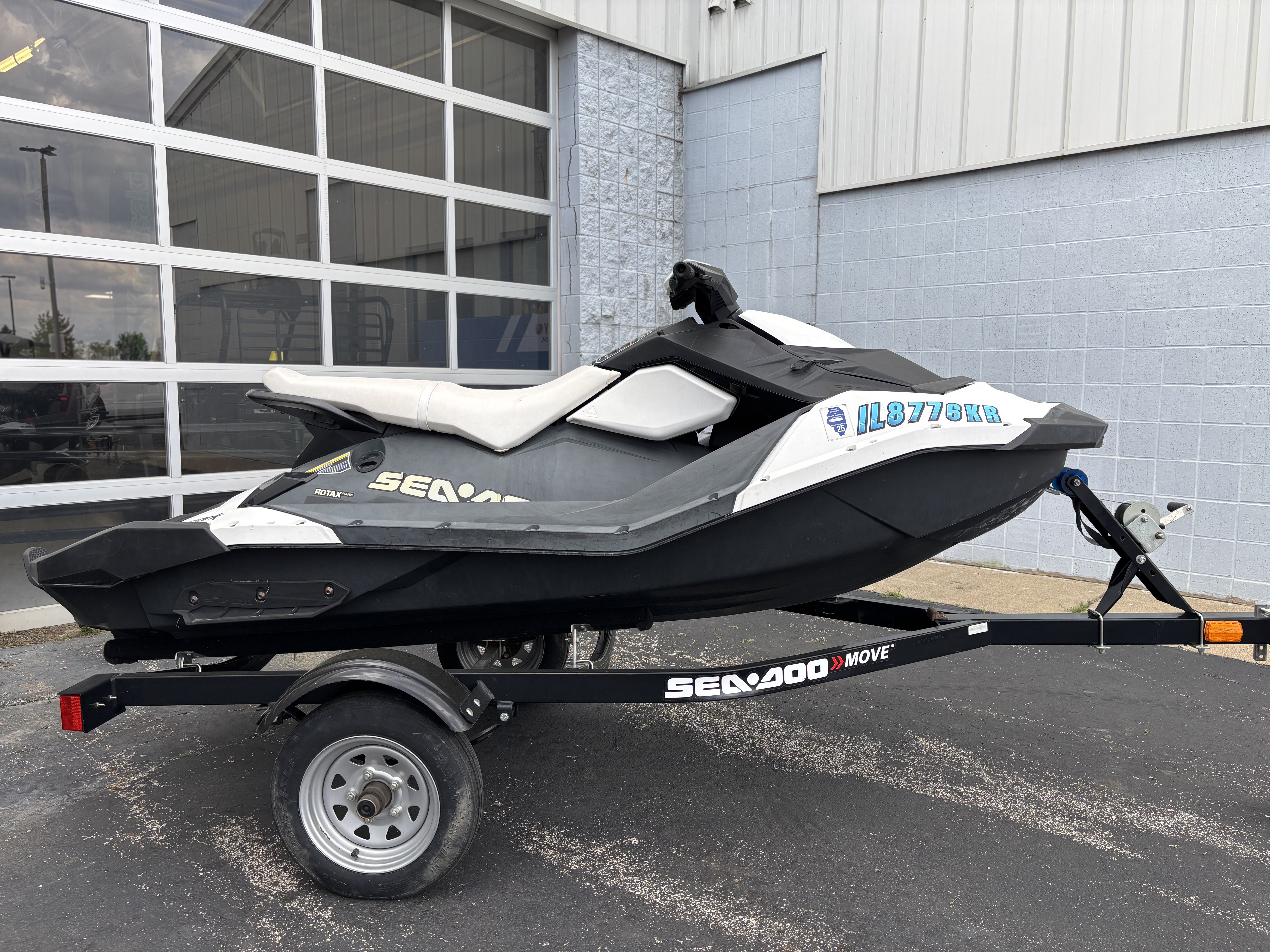 2014 Sea-Doo SPARK 3UP 900HO - Photo 2