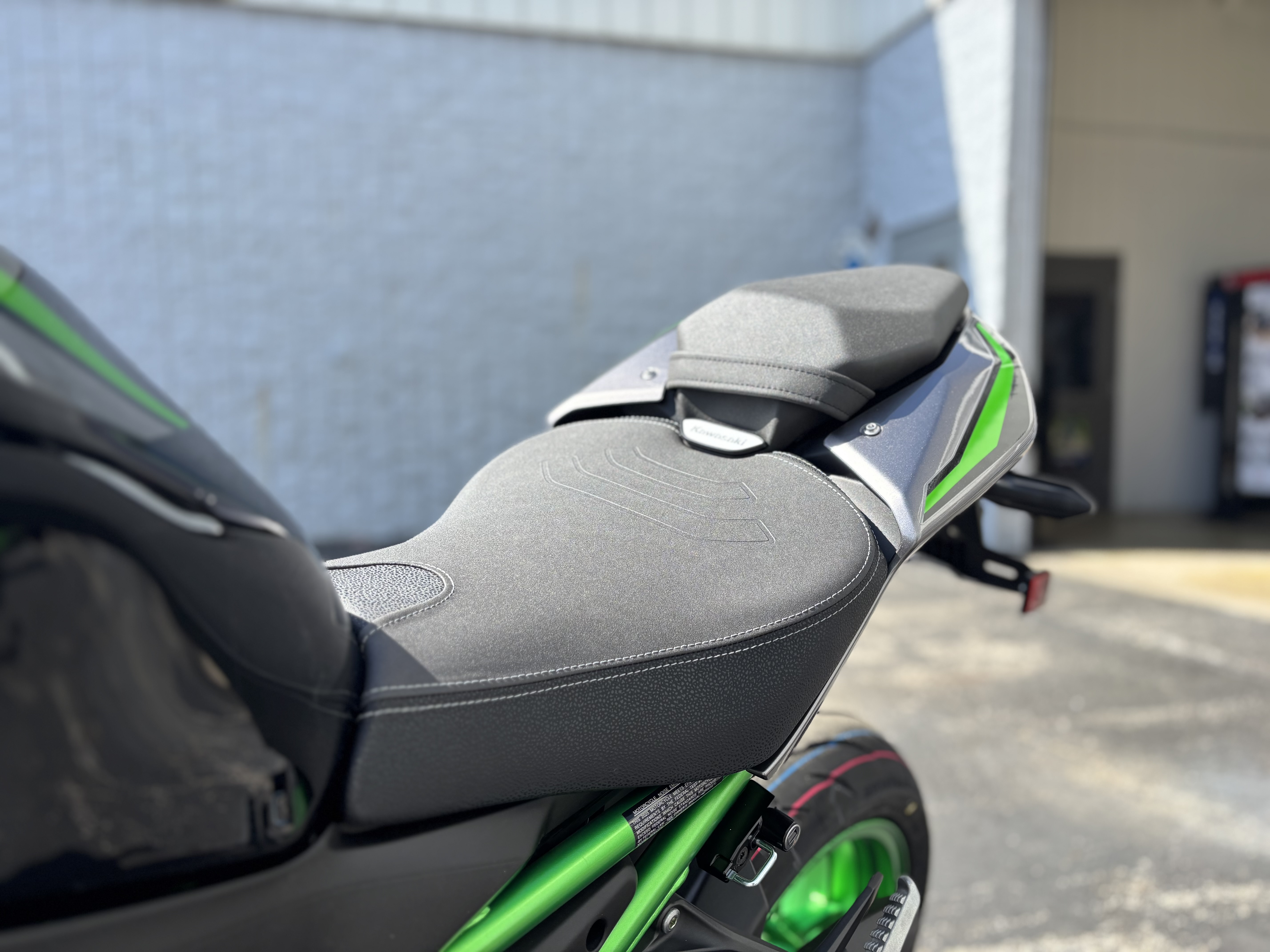 2025 Kawasaki Z900 SE ABS - Photo 16