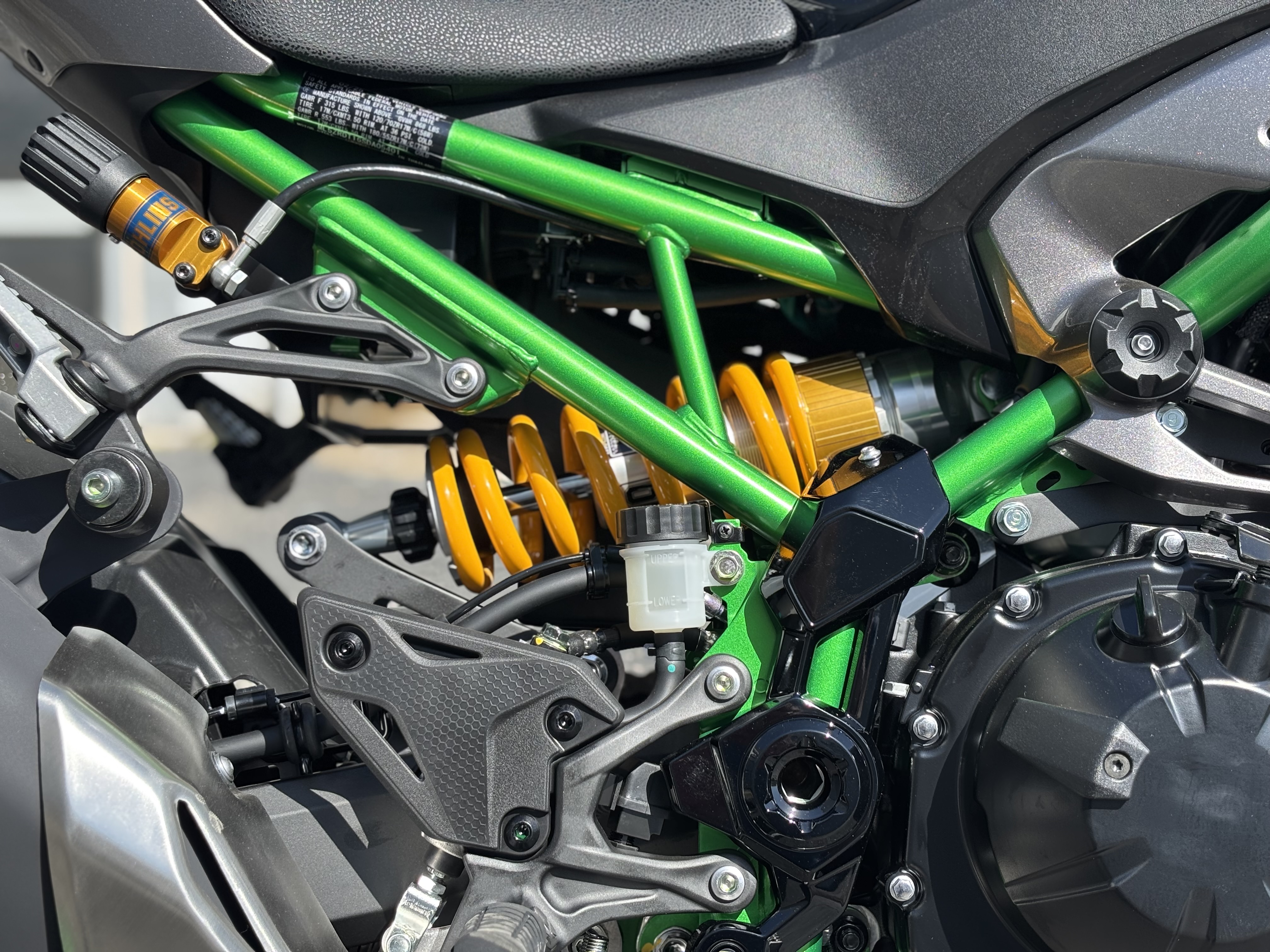 2025 Kawasaki Z900 SE ABS - Photo 17