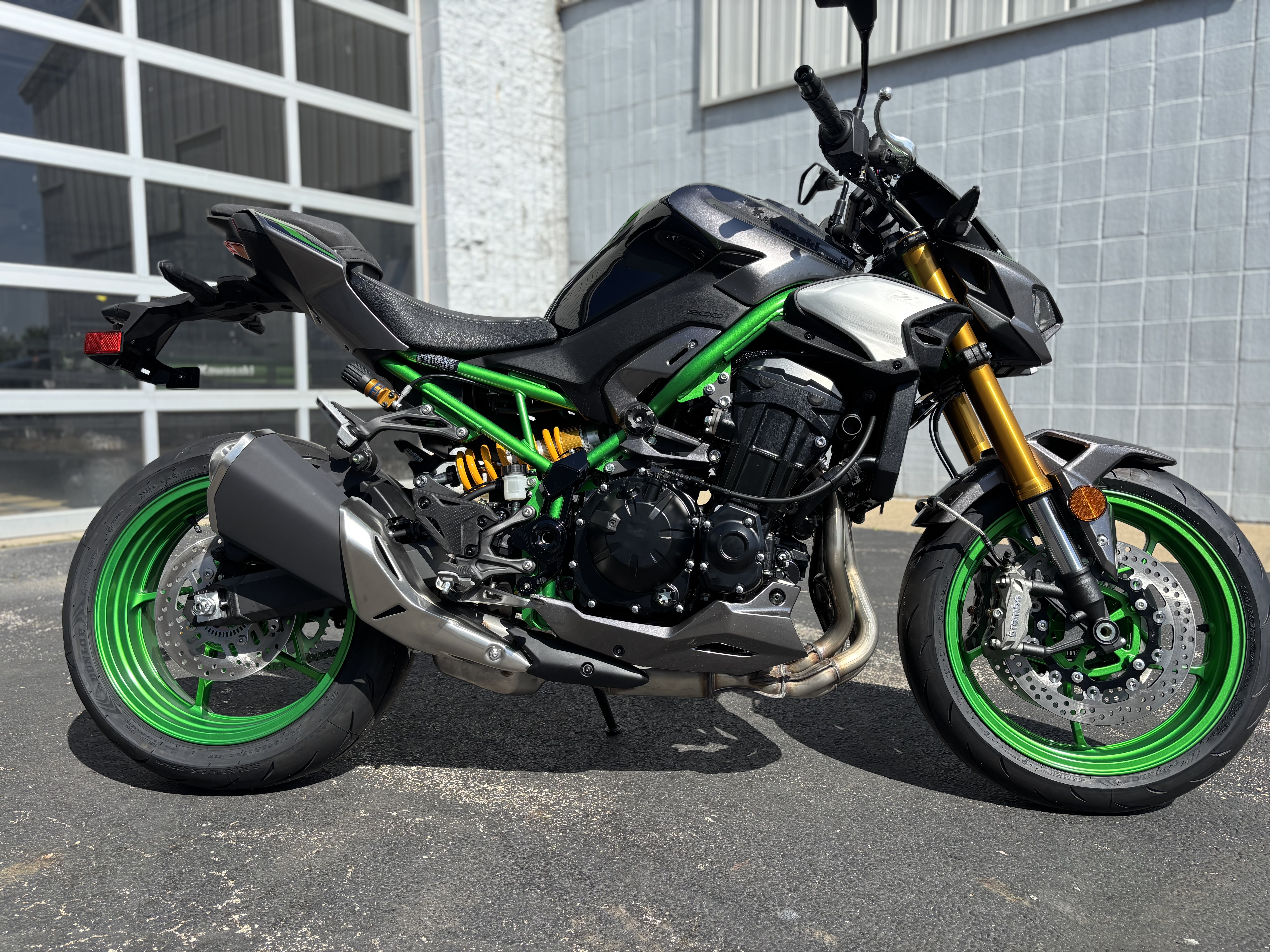 2025 Kawasaki Z900 SE ABS - Photo 2