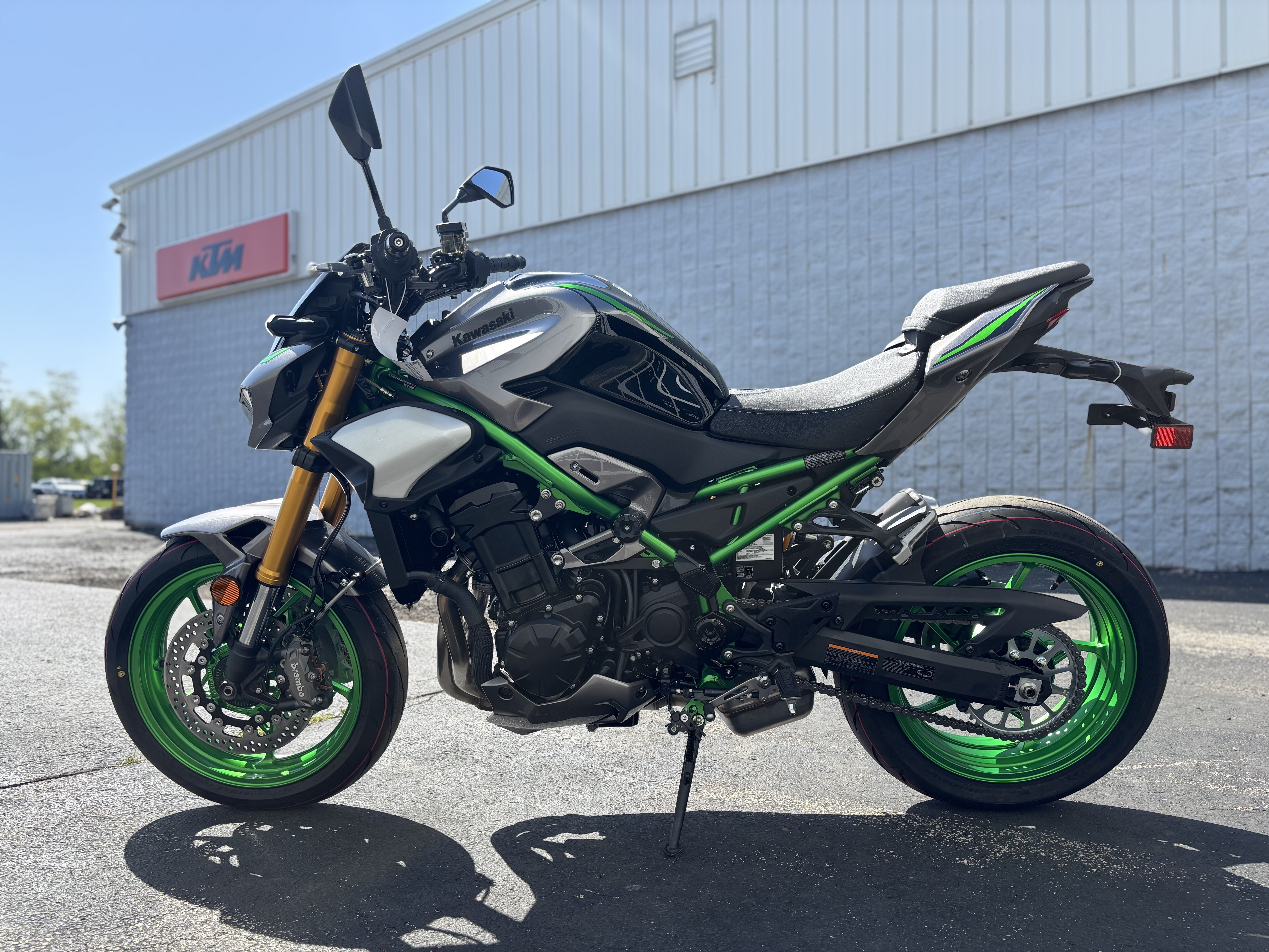 2025 Kawasaki Z900 SE ABS - Photo 7