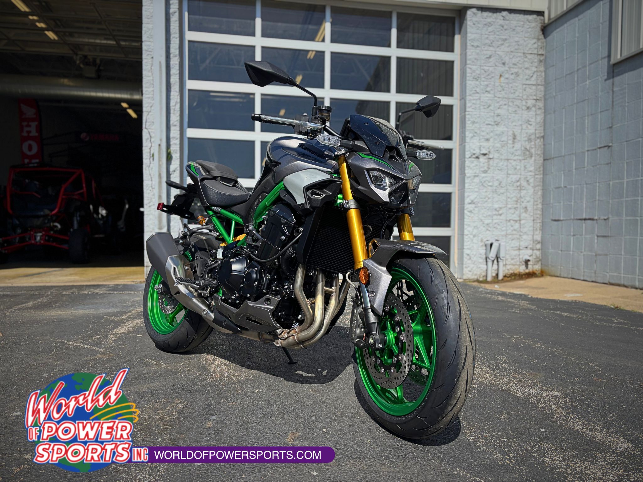 2025 Kawasaki Z900 SE ABS