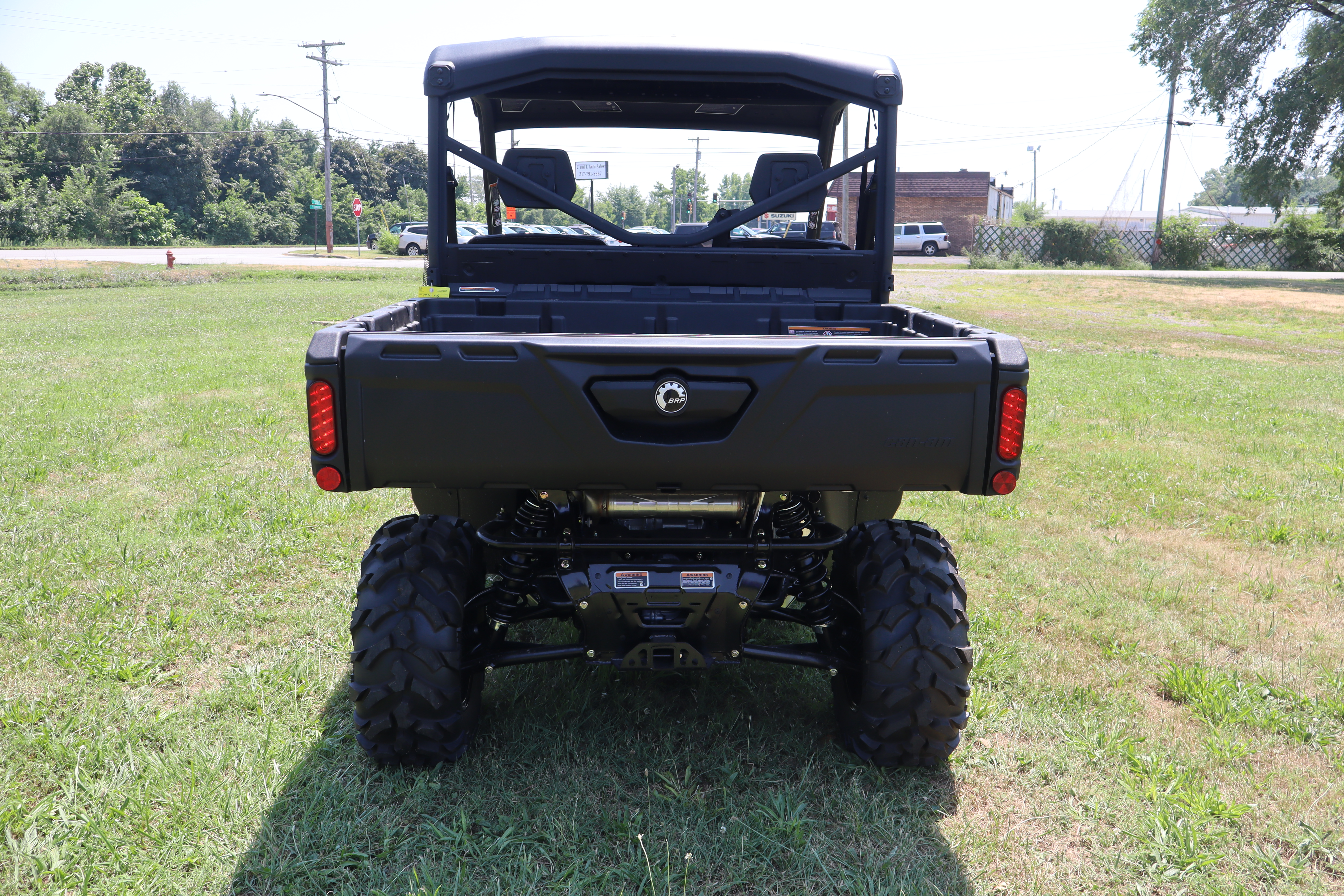 2025 Can-Am DEFENDER XT HD10 - Photo 11