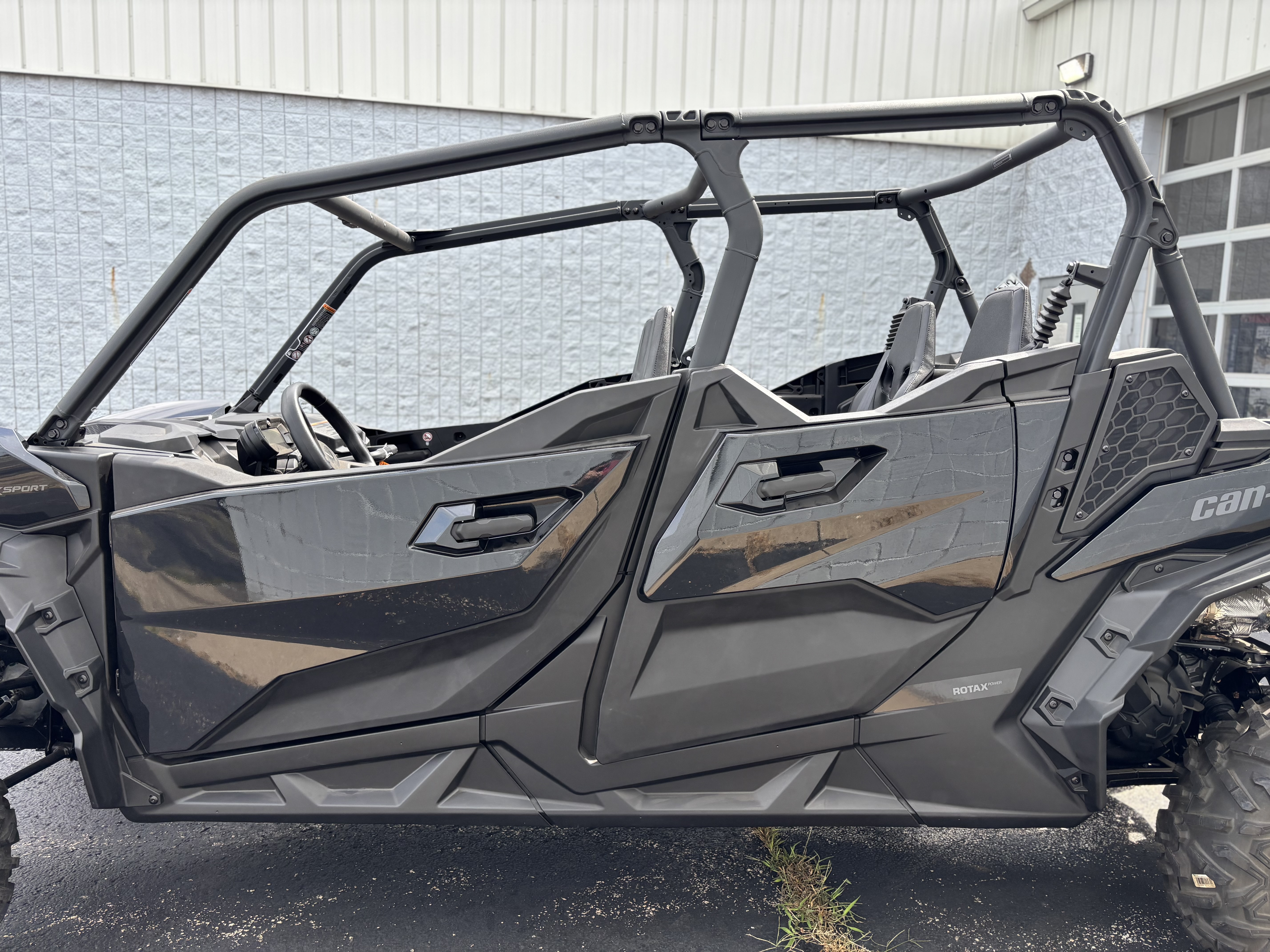 2024 Can-Am MAVERICK SPORT MAX DPS 1000R - Photo 9