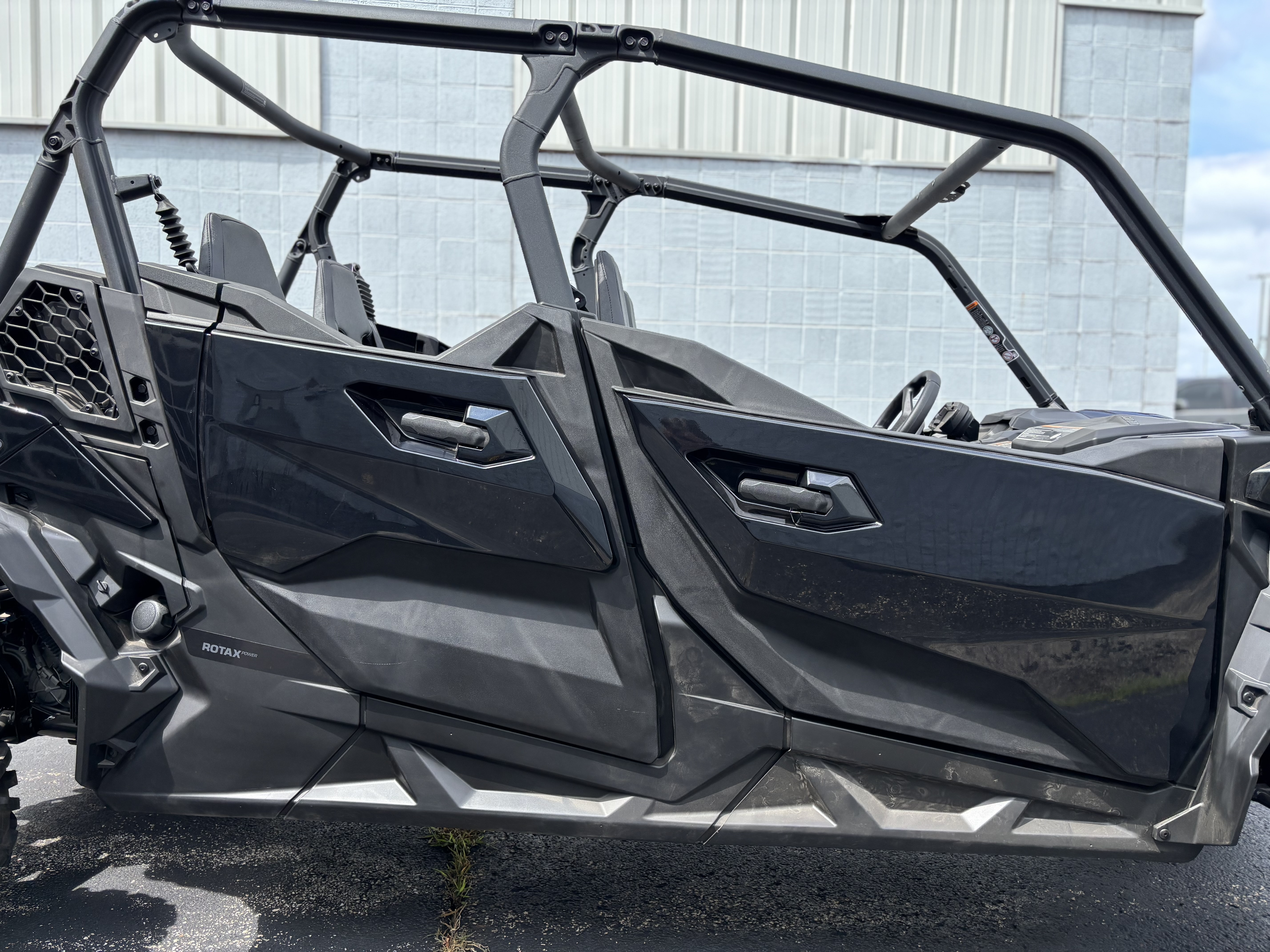 2024 Can-Am MAVERICK SPORT MAX DPS 1000R - Photo 4