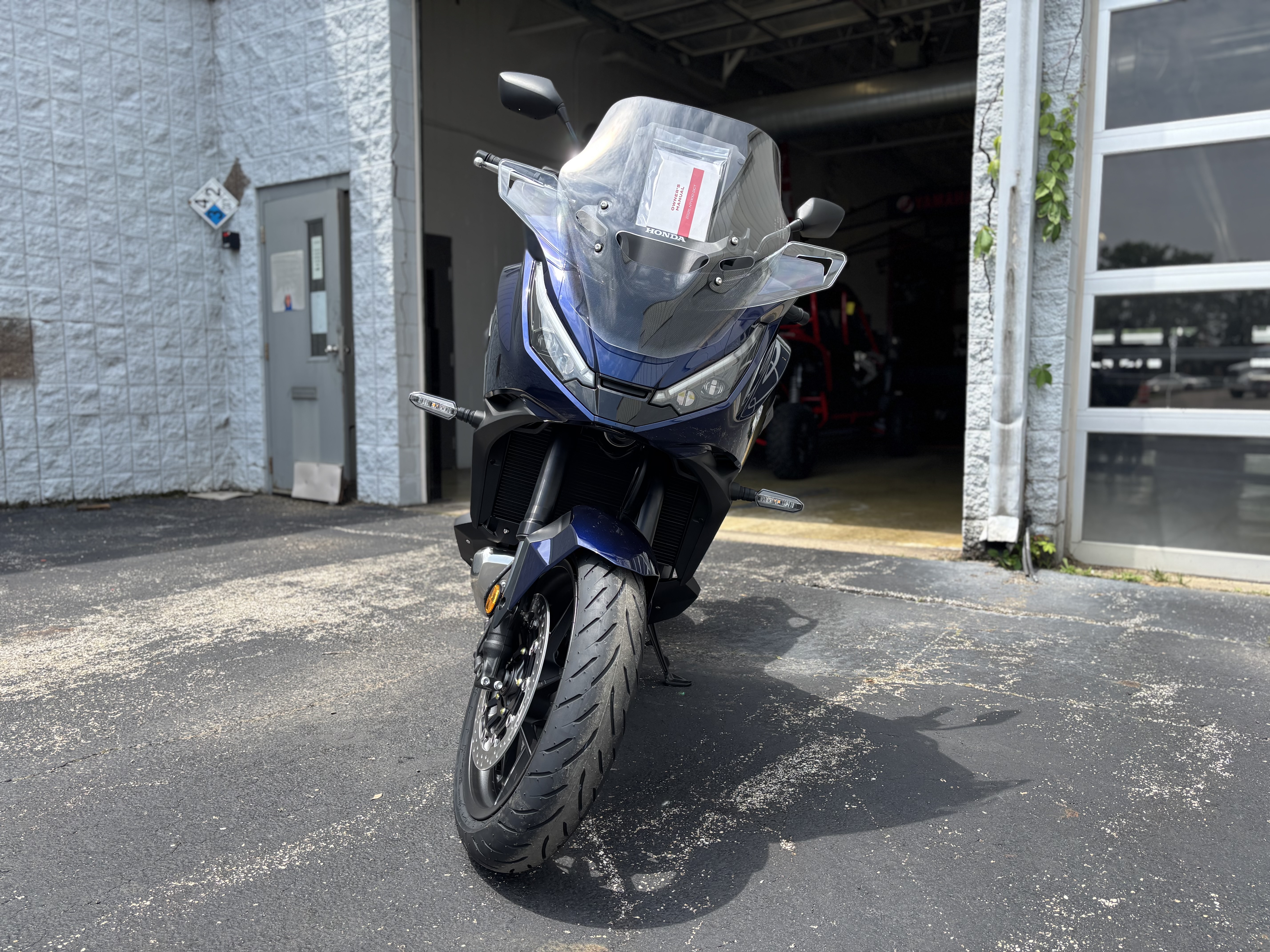 2025 Honda NT1100 DCT - Photo 11