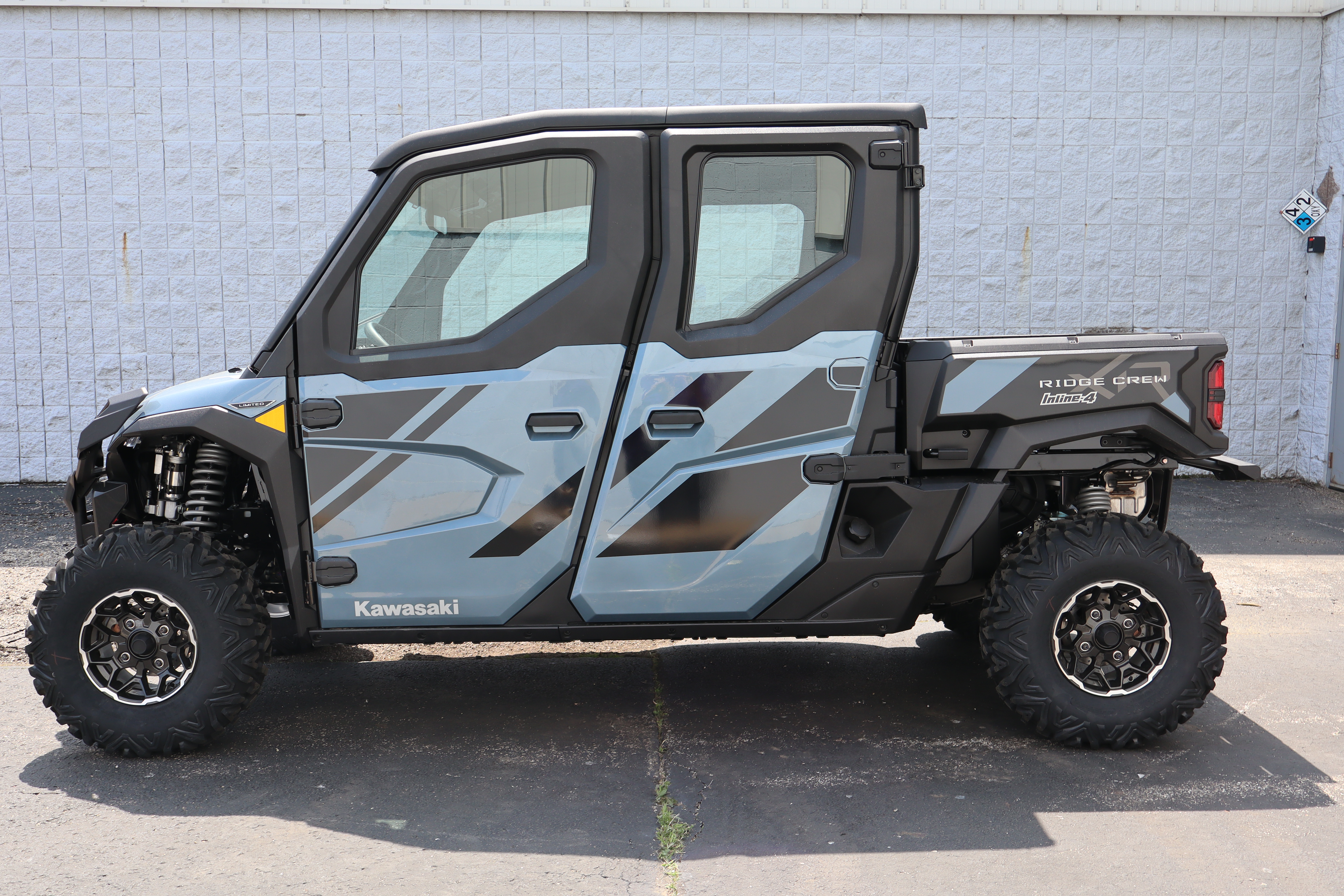 2025 Kawasaki RIDGE XR CREW LIMITED HVAC - Photo 7