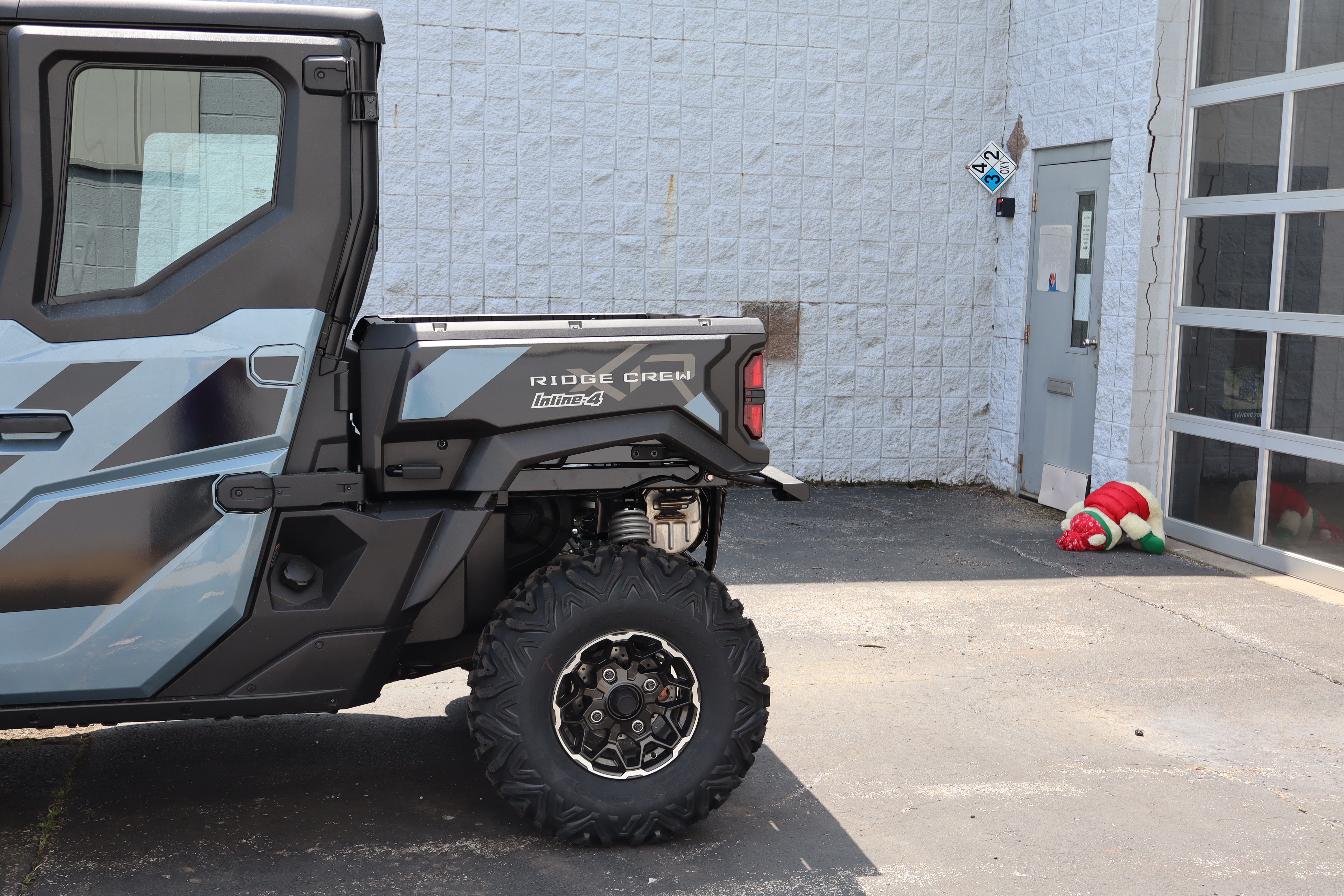 2025 Kawasaki RIDGE XR CREW LIMITED HVAC - Photo 10