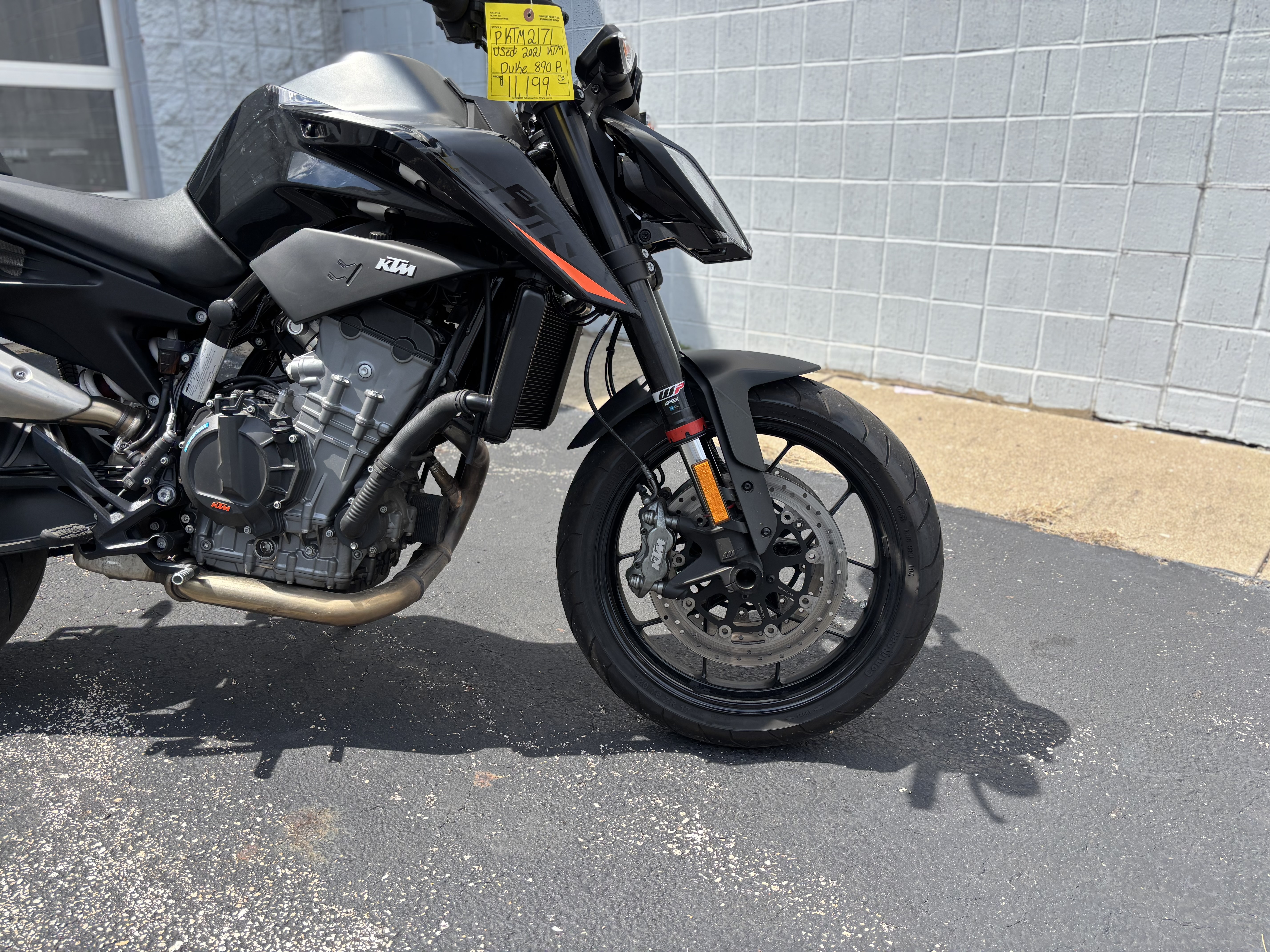 2021 KTM 890 DUKE R - Photo 3