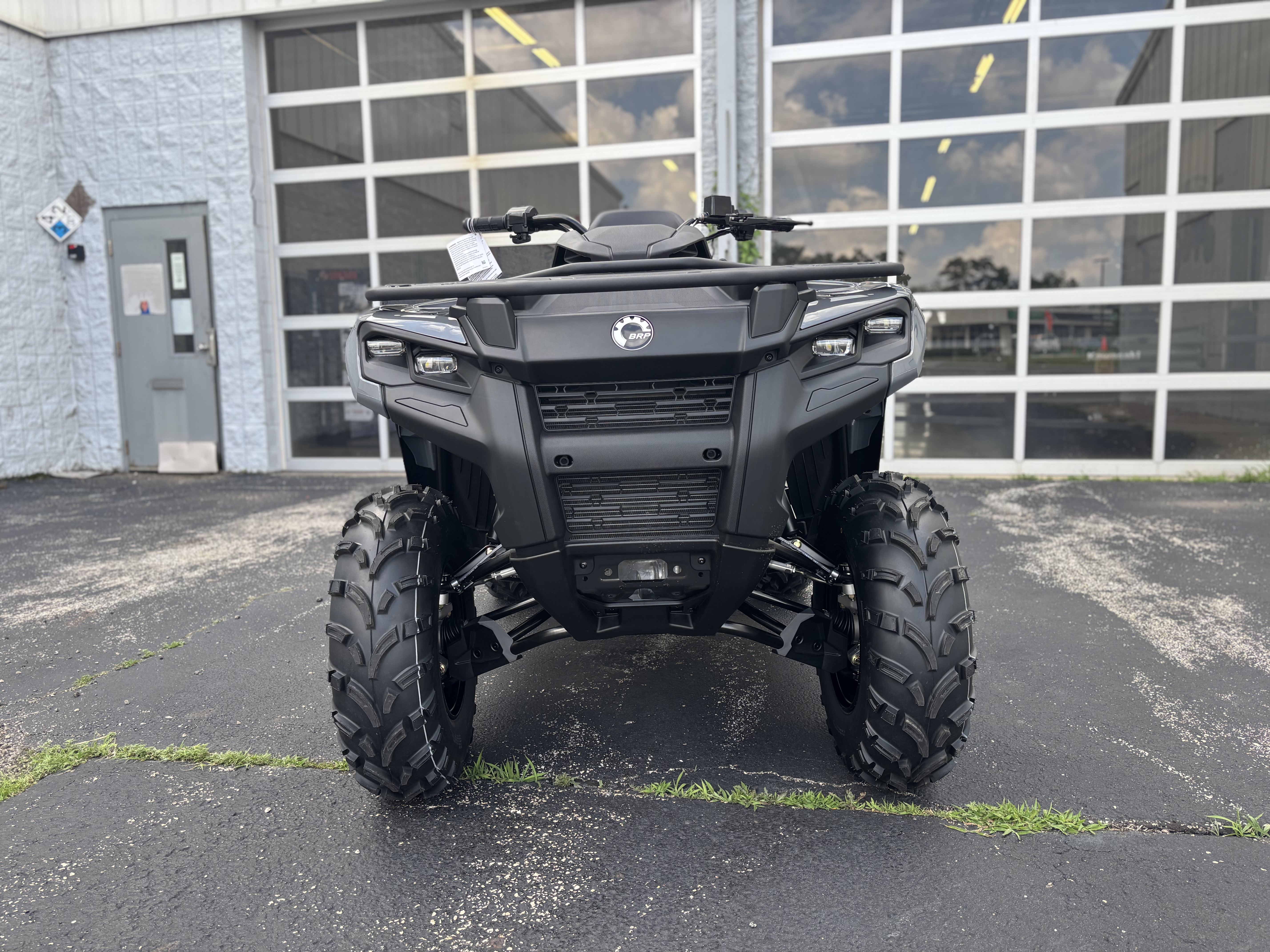 2025 Can-Am OUTLANDER MAX DPS 500 - Photo 11