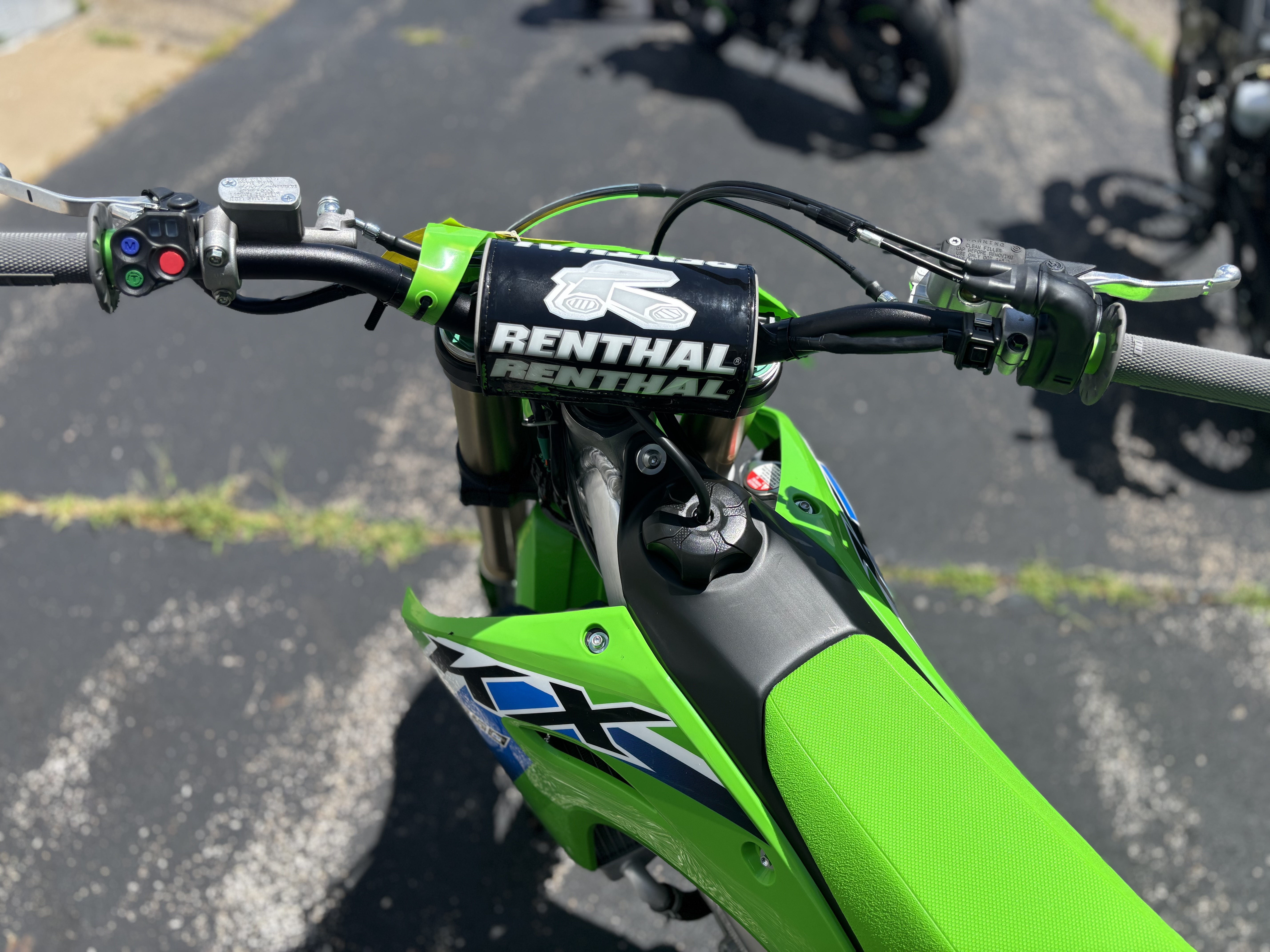 2026 Kawasaki KX 450 - Photo 7