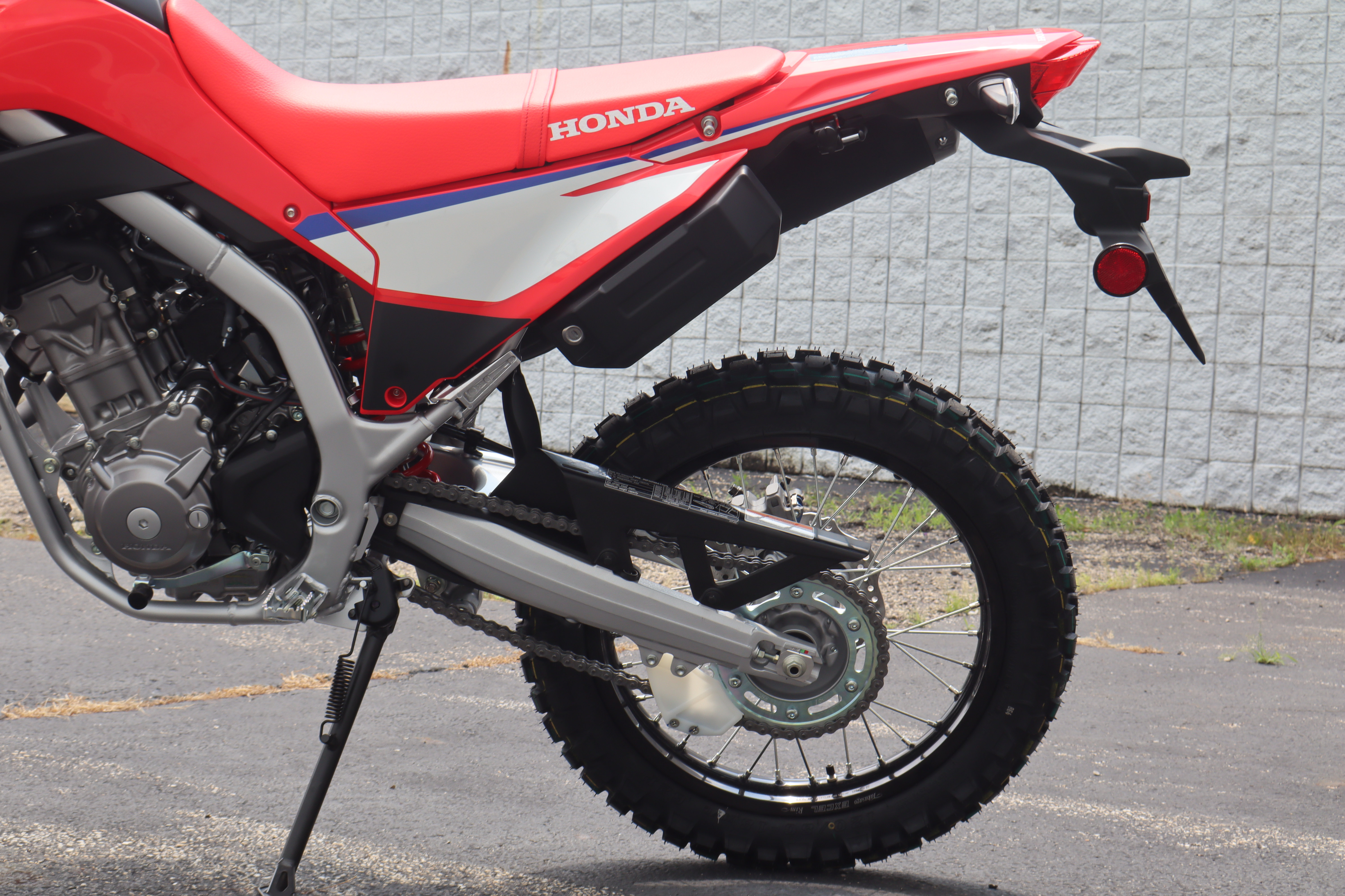 2025 Honda CRF 300L - Photo 10