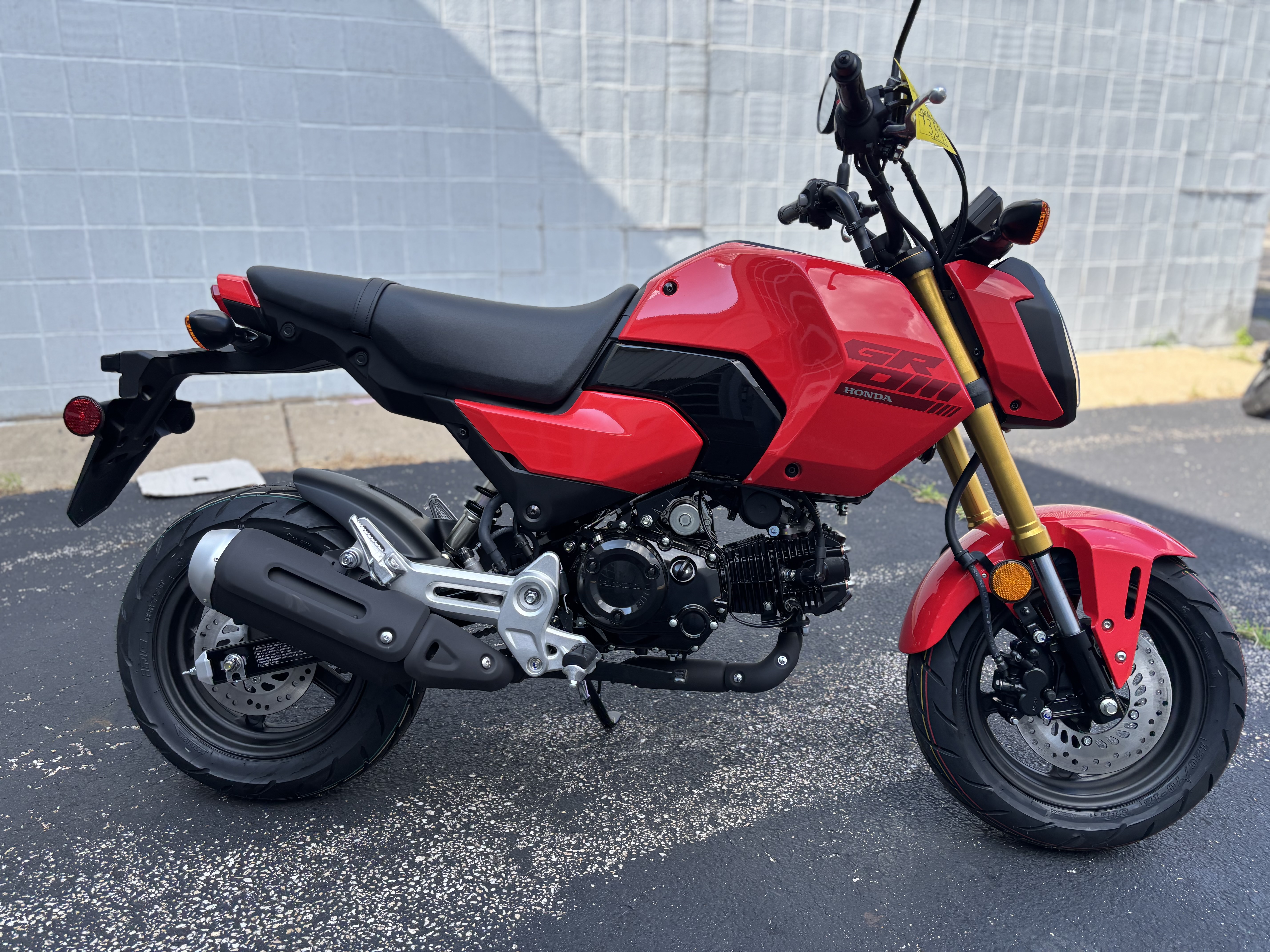 2026 Honda GROM - Photo 4
