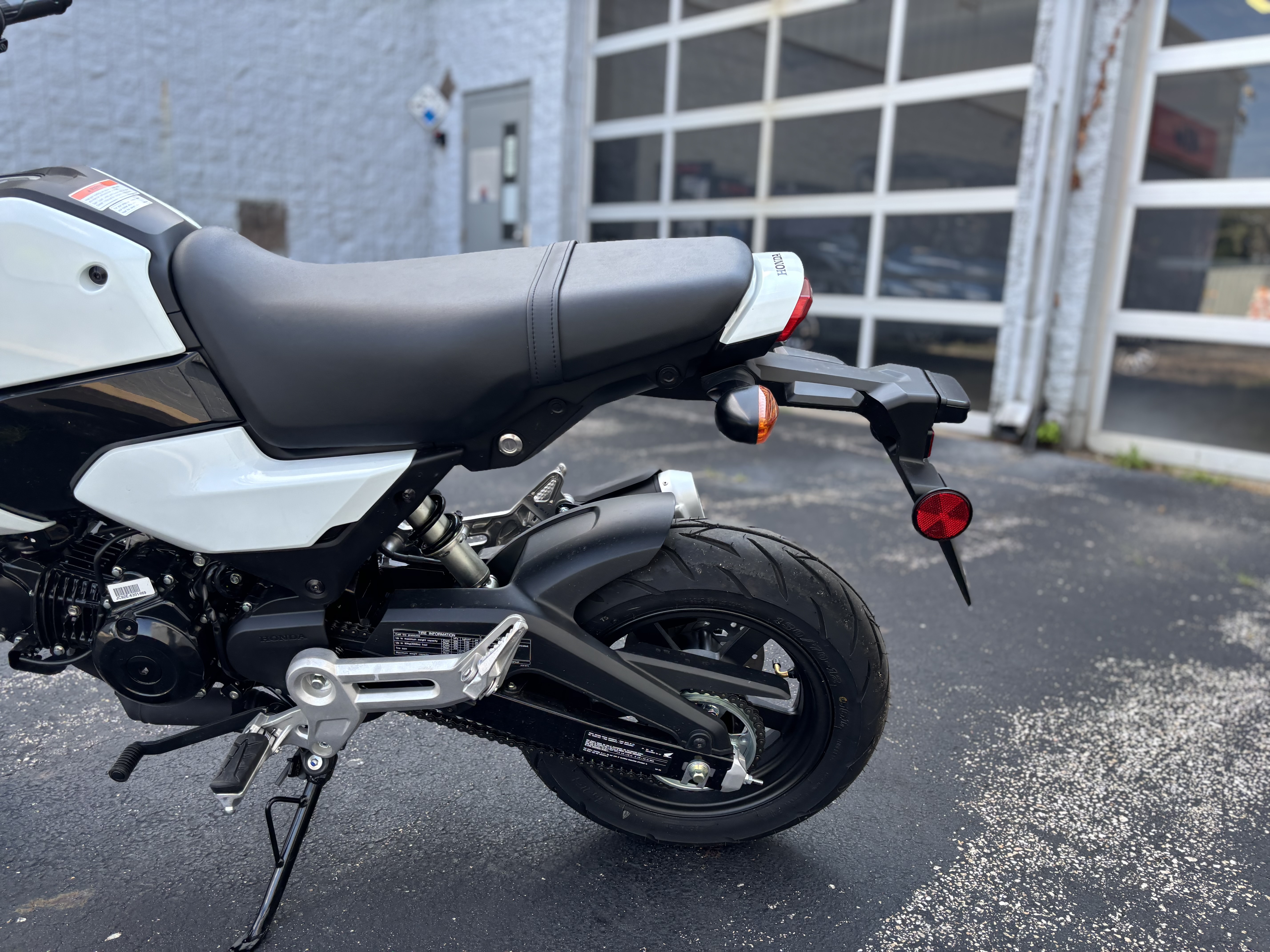 2026 Honda GROM - Photo 12