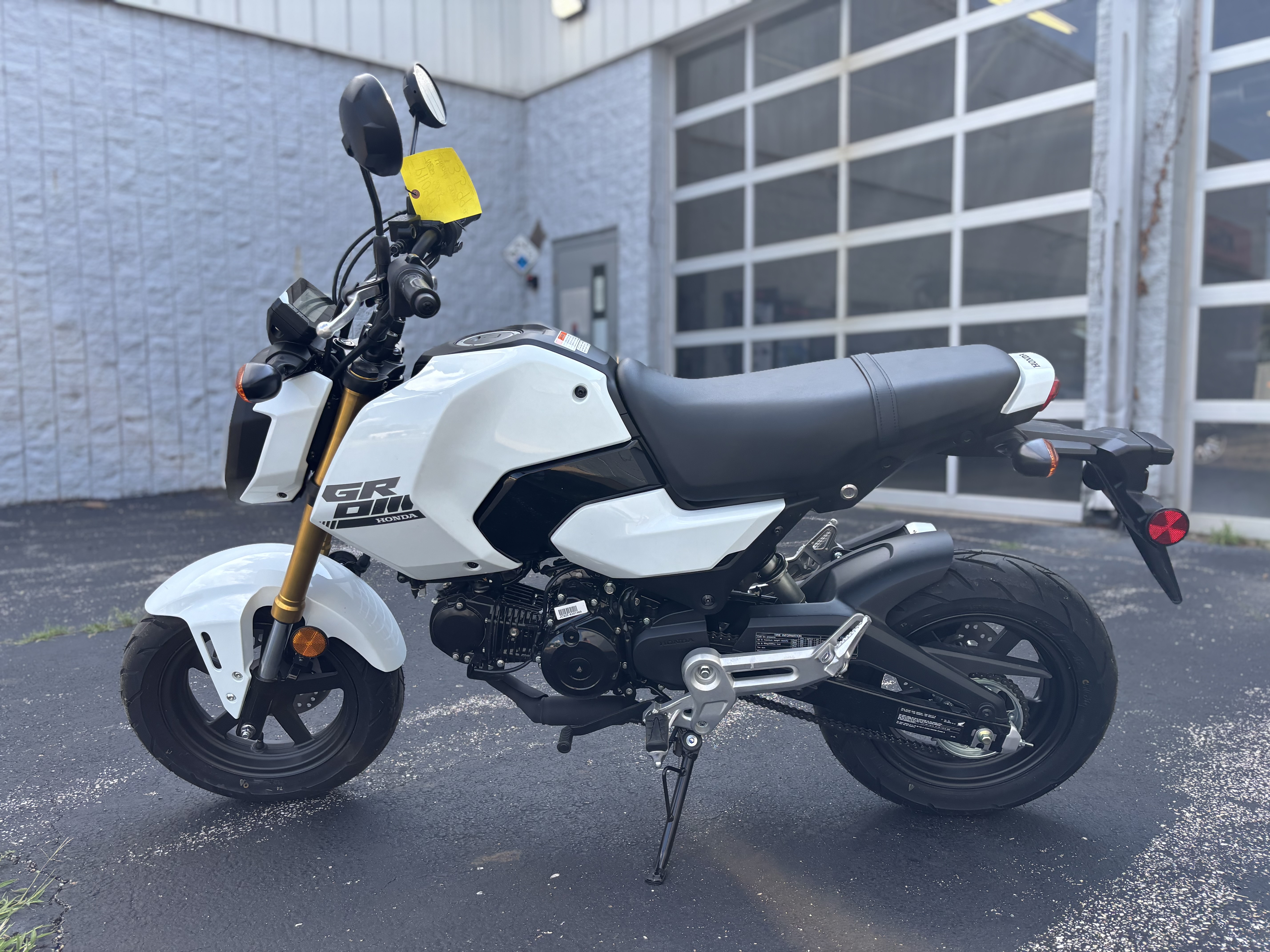 2026 Honda GROM - Photo 9