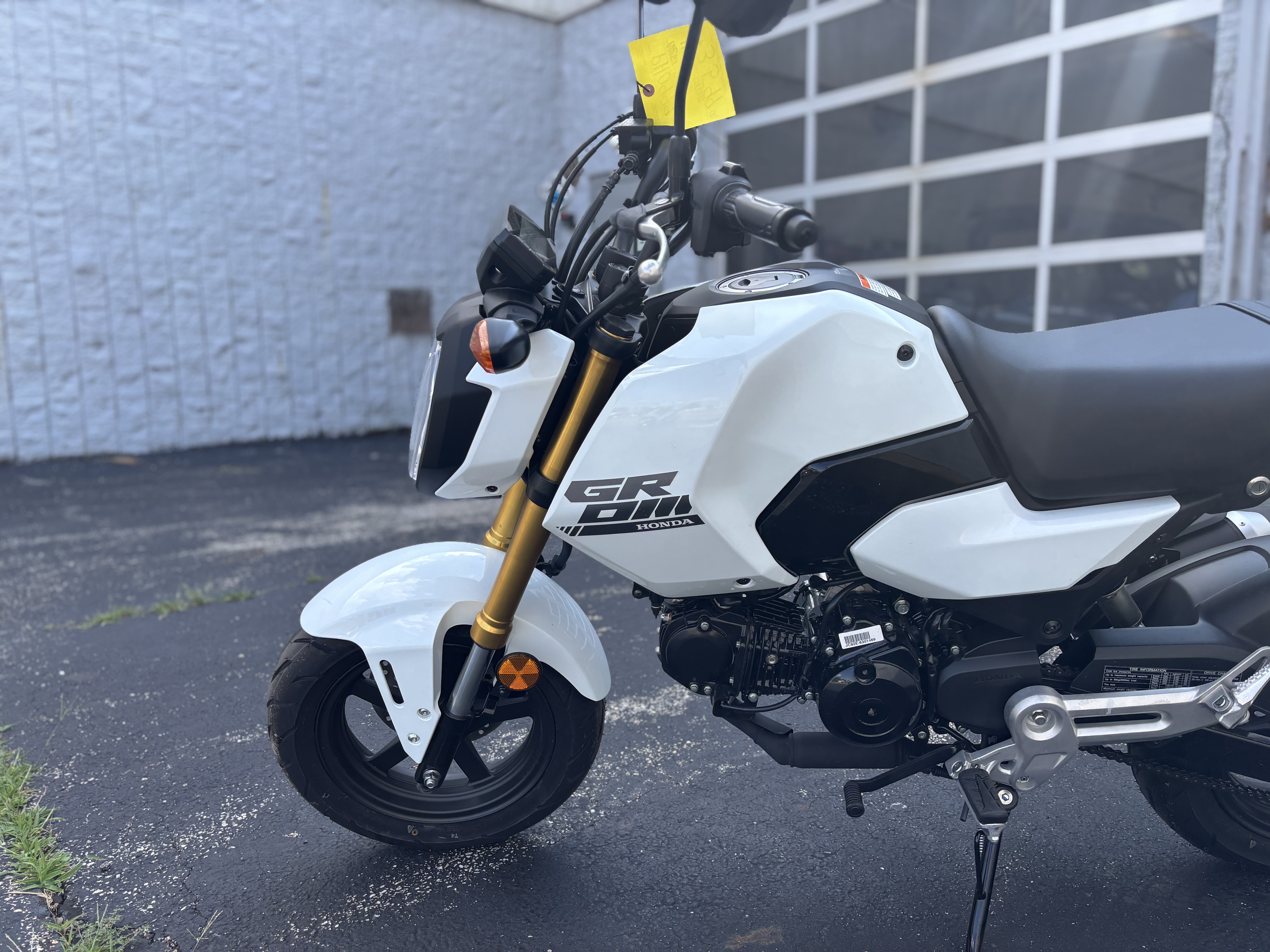2026 Honda GROM - Photo 10