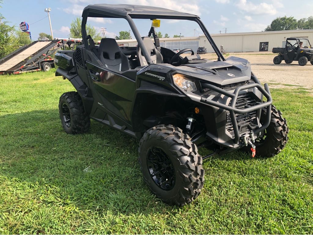 2025 Can-Am COMMANDER XT 700