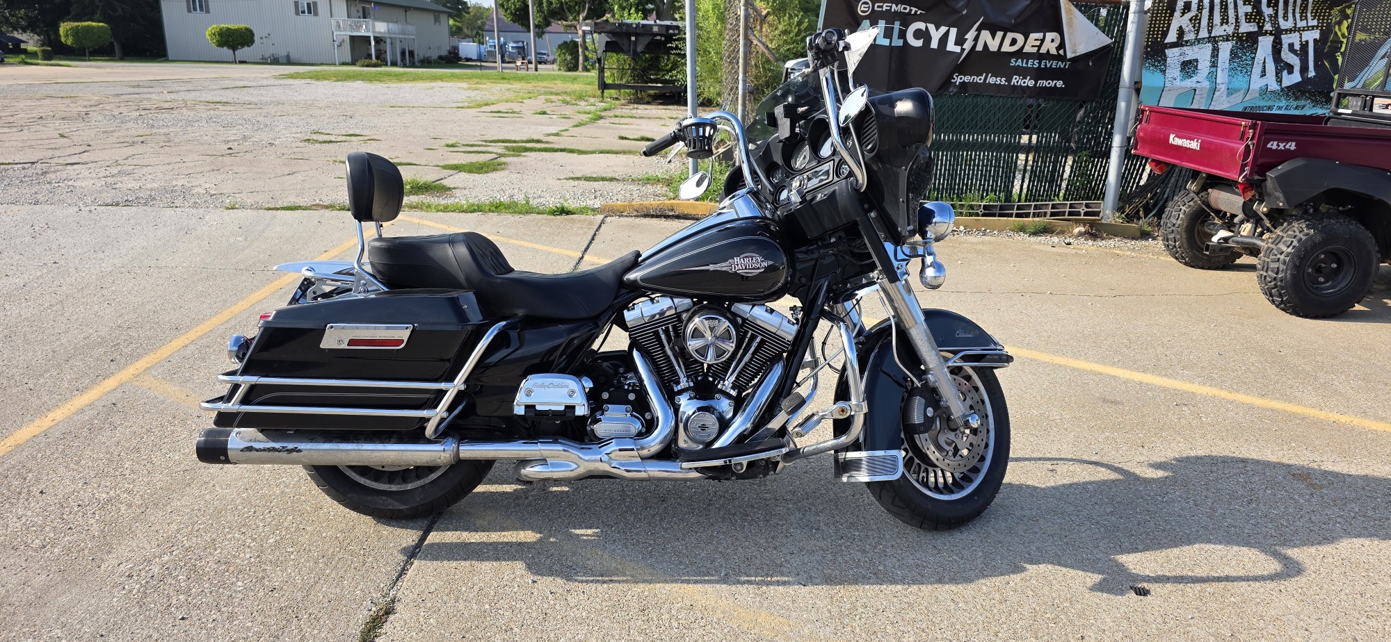 2013 Harley-Davidson® ELECTRA GLIDE CLASSIS - Photo 2