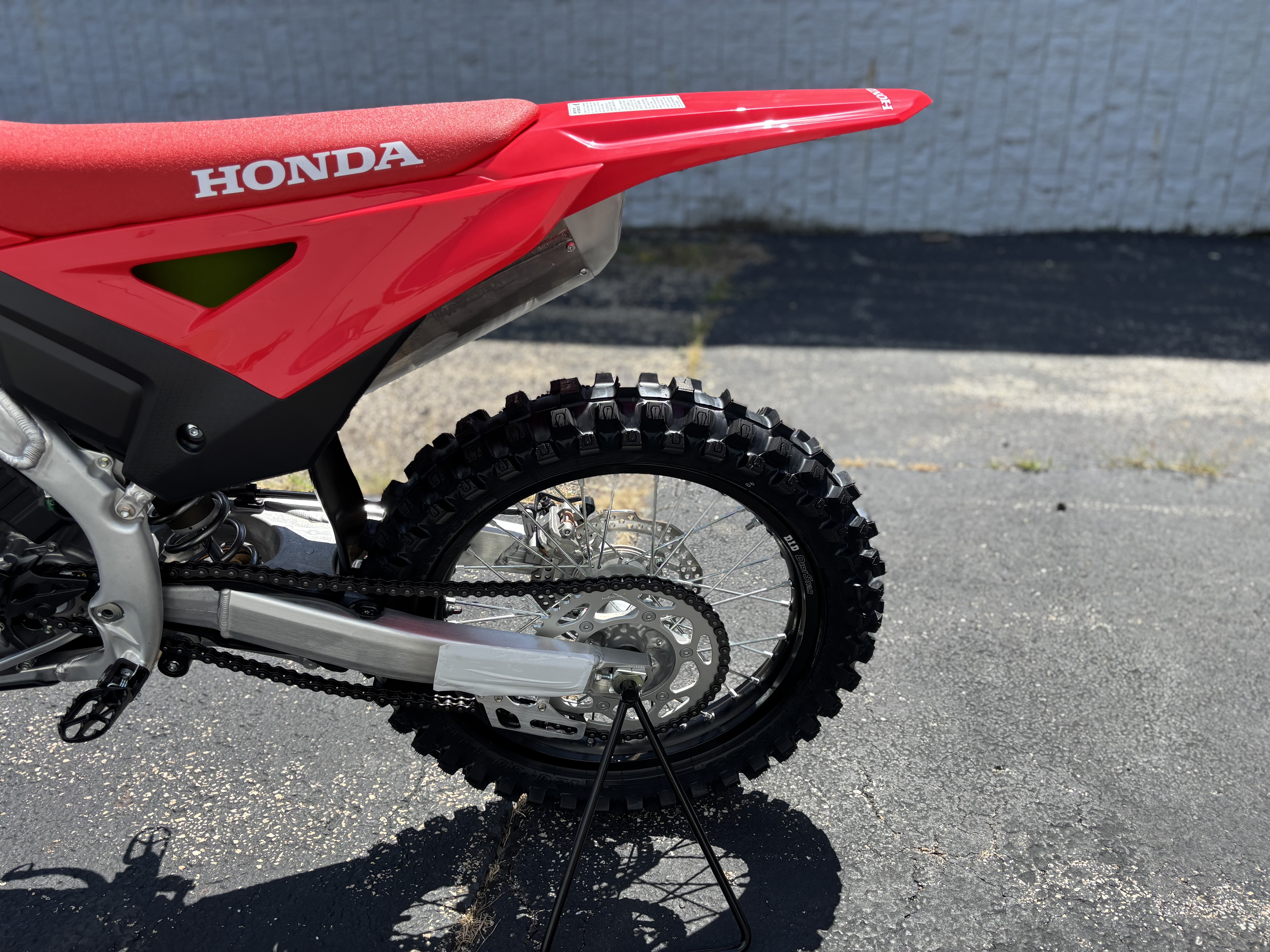 2026 Honda CRF 450R - Photo 11