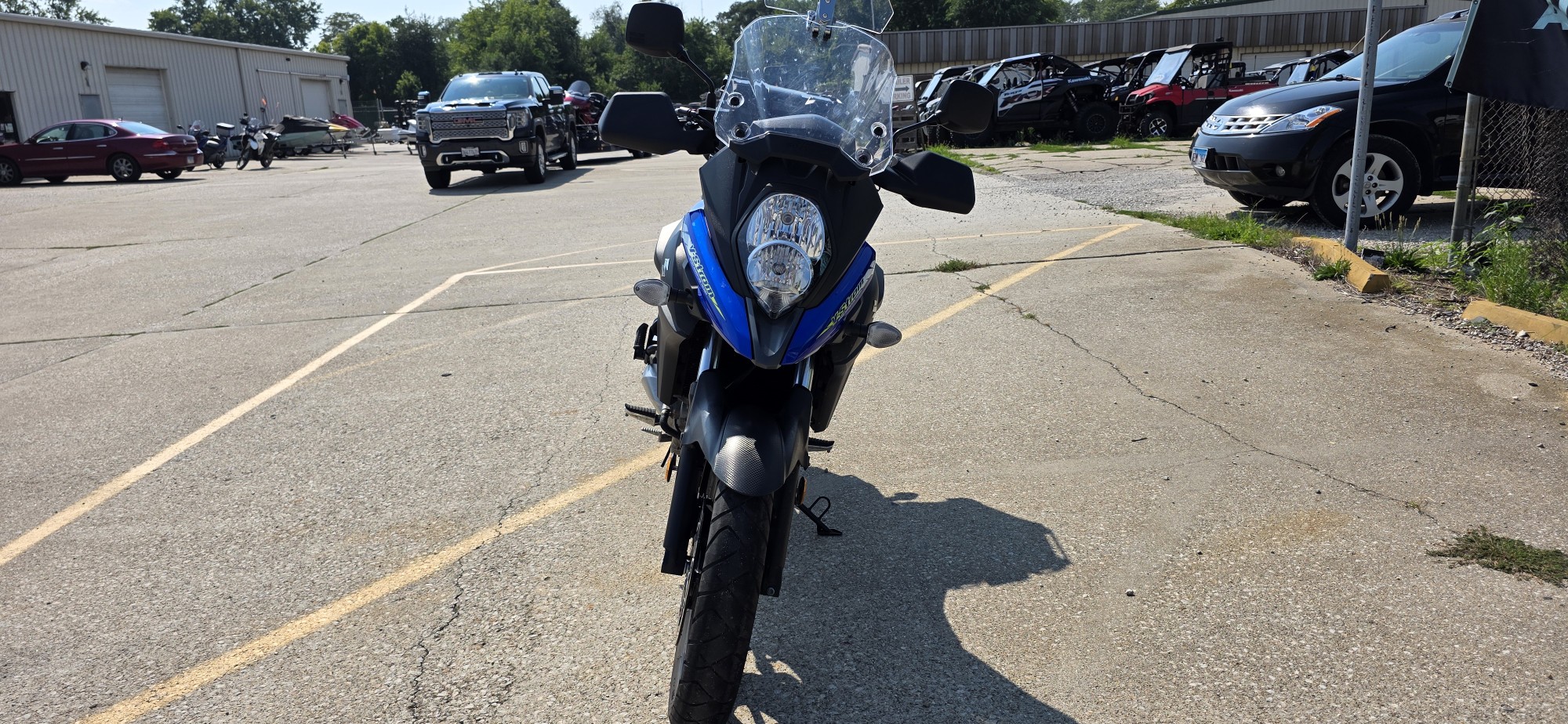 2023 Suzuki V-STROM 650 - Photo 11