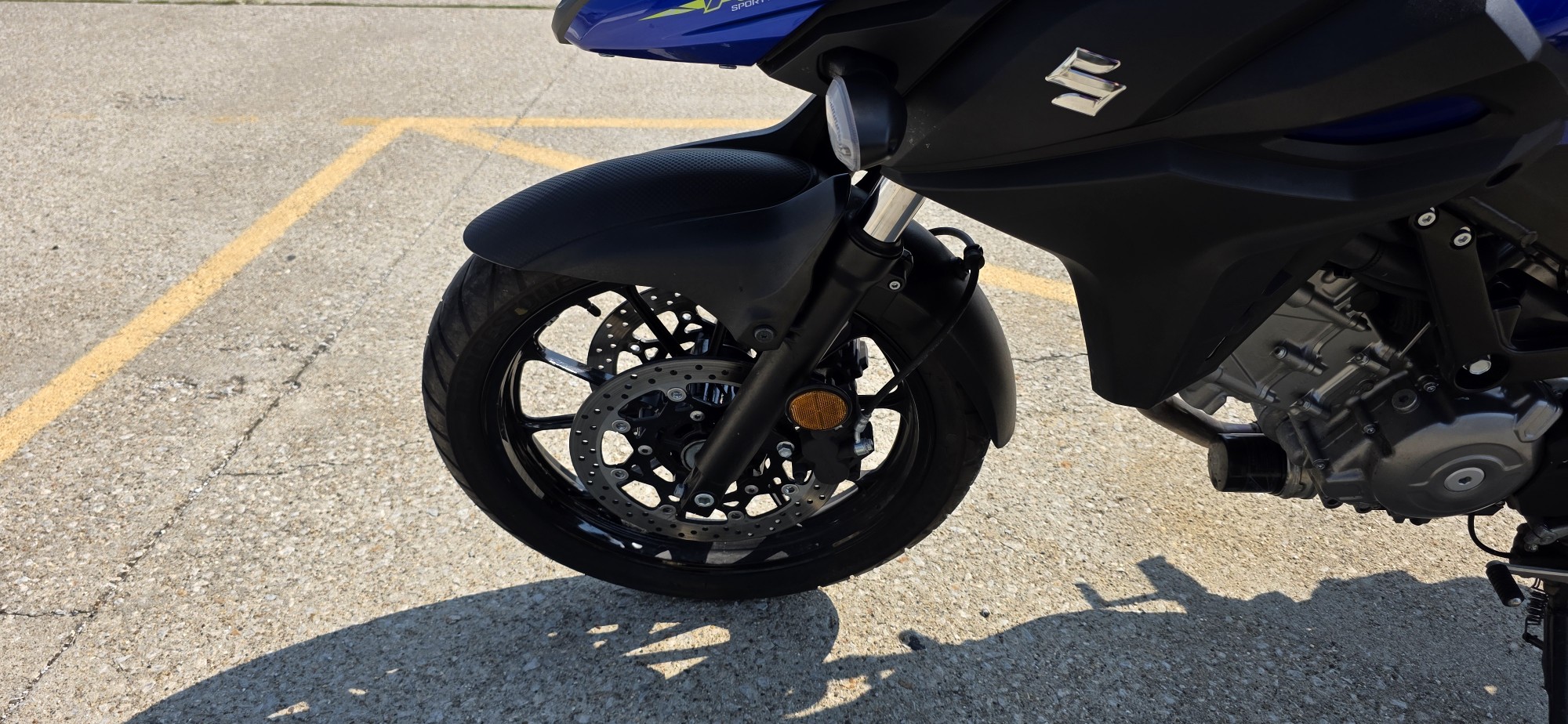 2023 Suzuki V-STROM 650 - Photo 5