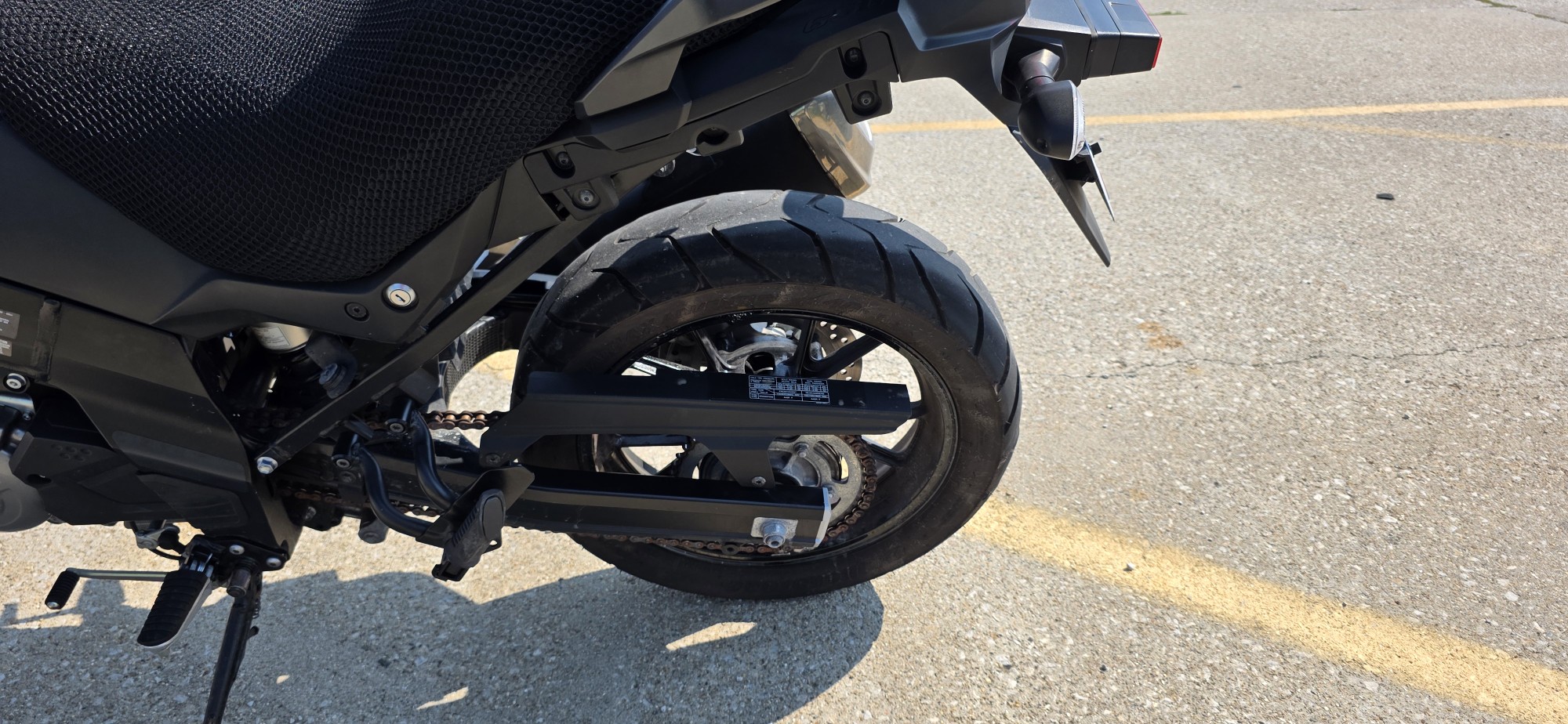 2023 Suzuki V-STROM 650 - Photo 4