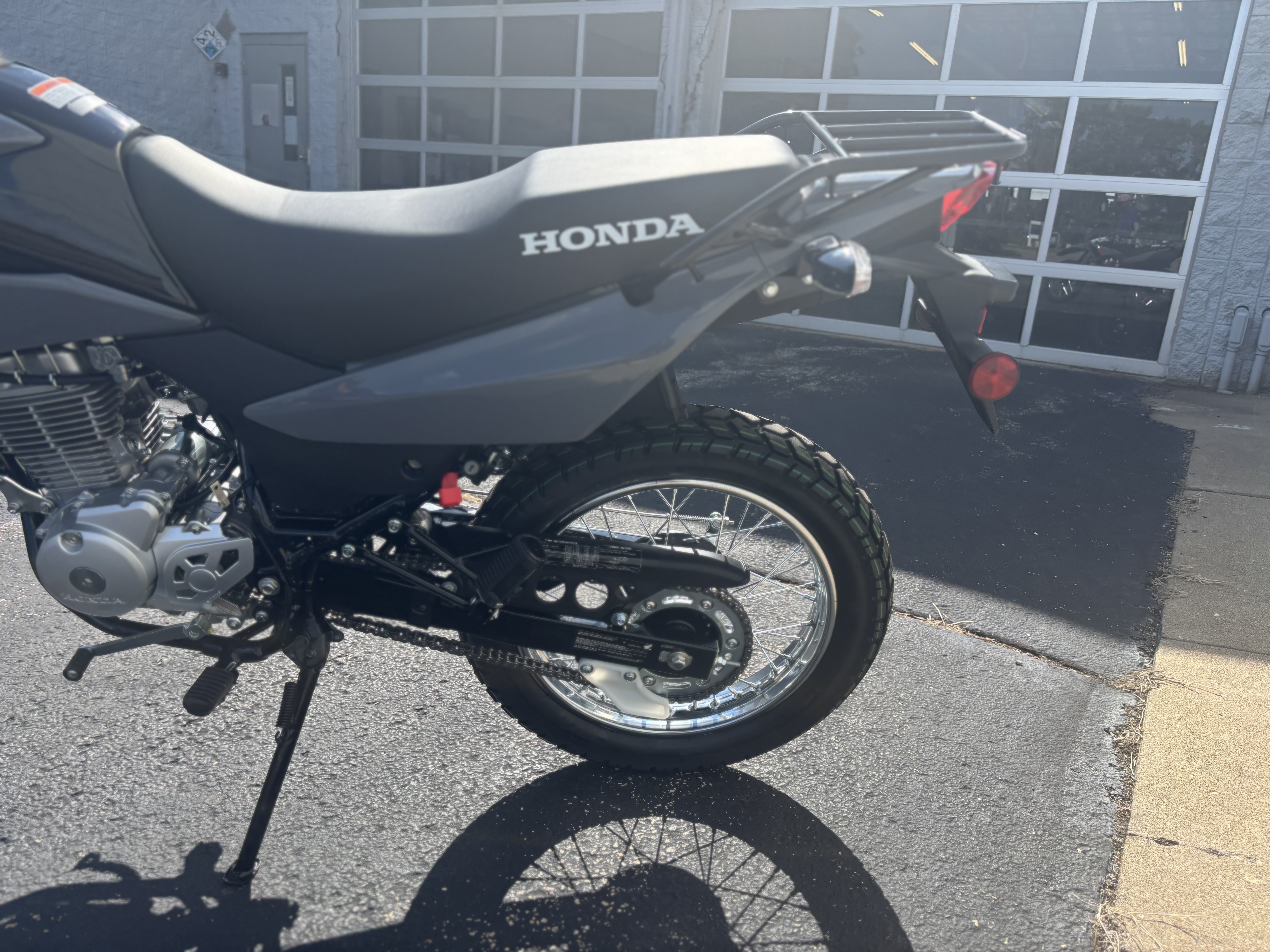 2025 Honda XR 150L - Photo 11