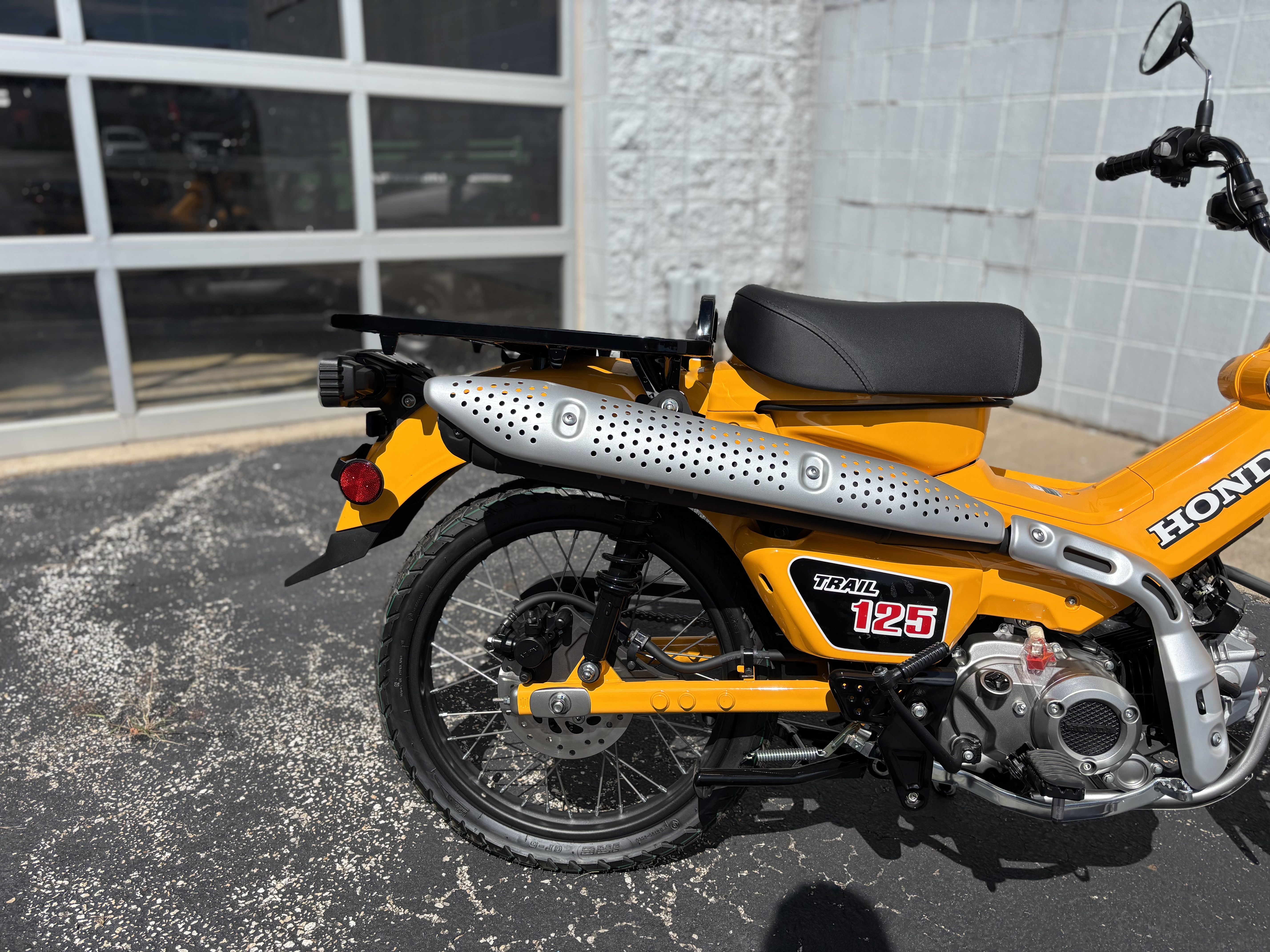 2024 Honda TRAIL 125 - Photo 5