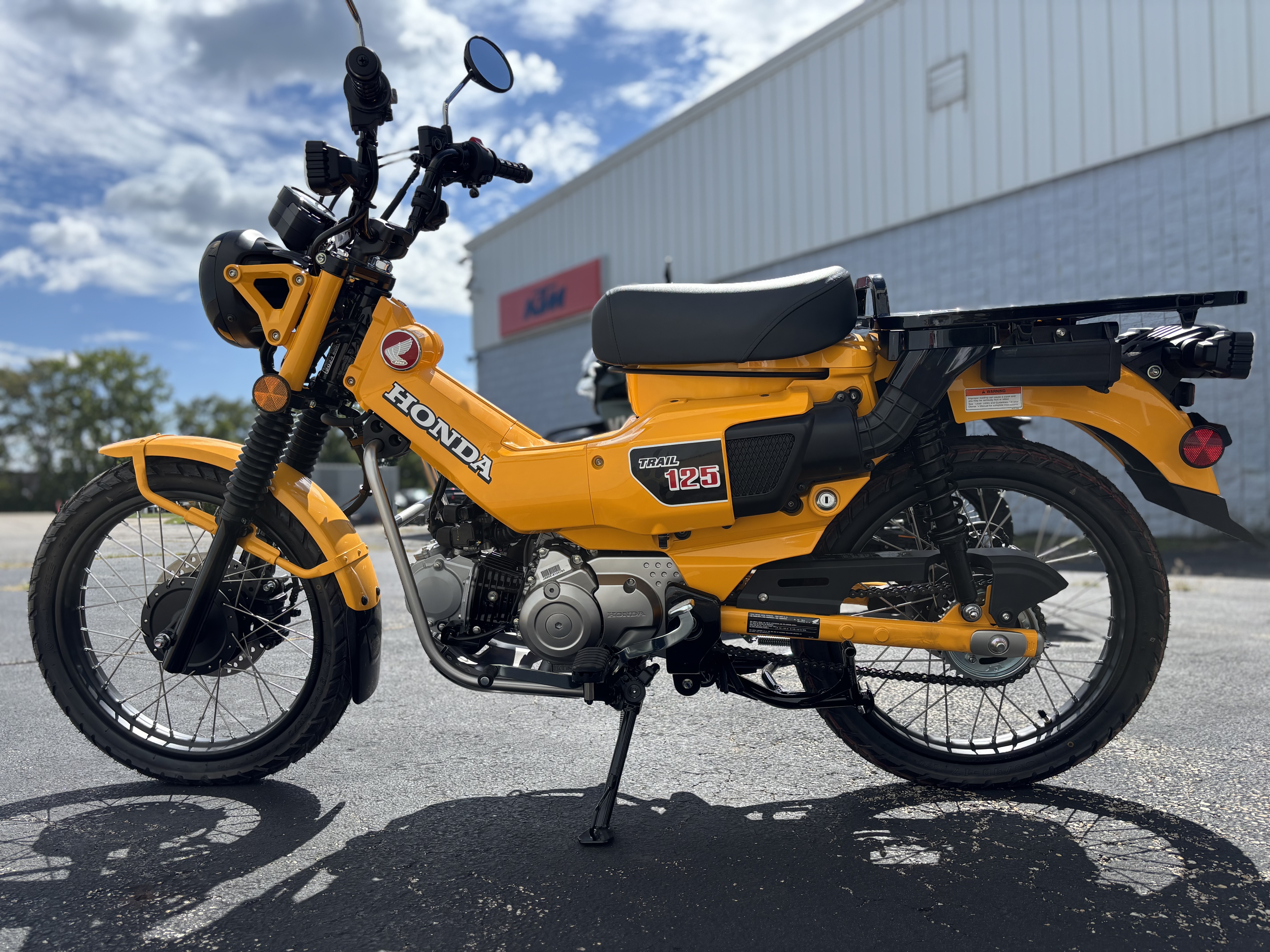 2024 Honda TRAIL 125 - Photo 8