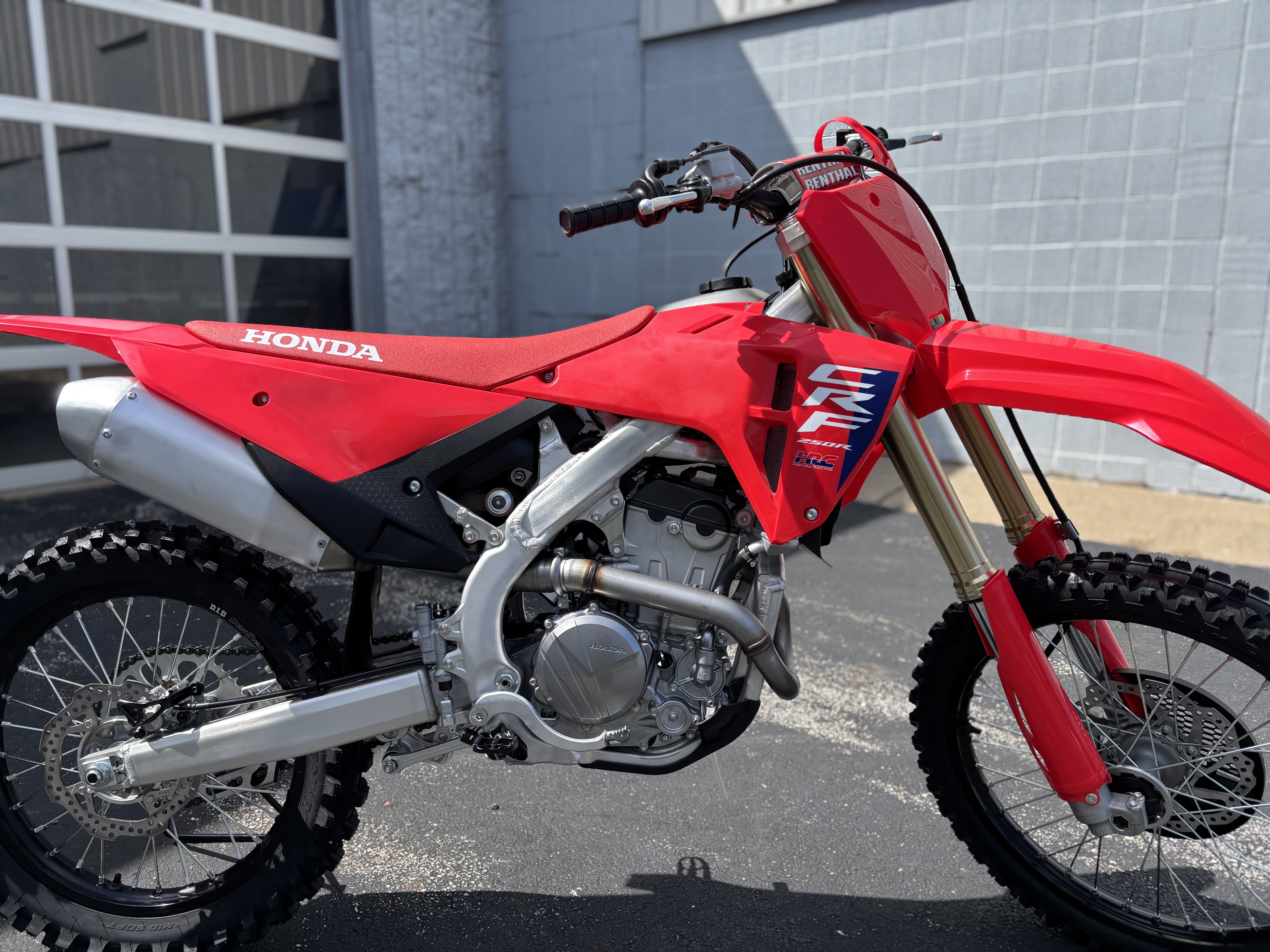 2026 Honda CRF 250R - Photo 4