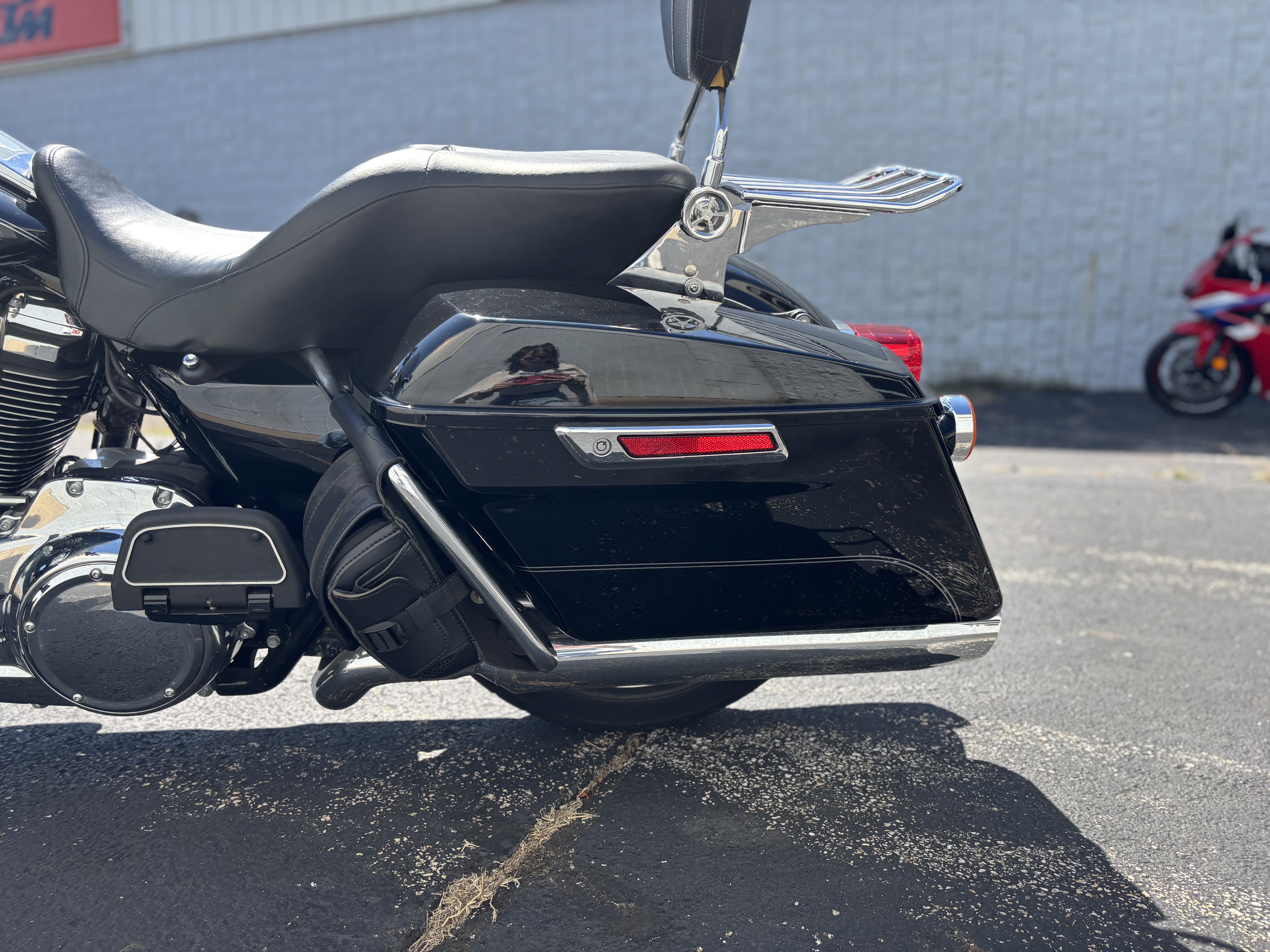 2017 Harley-Davidson® ROAD KING - Photo 11