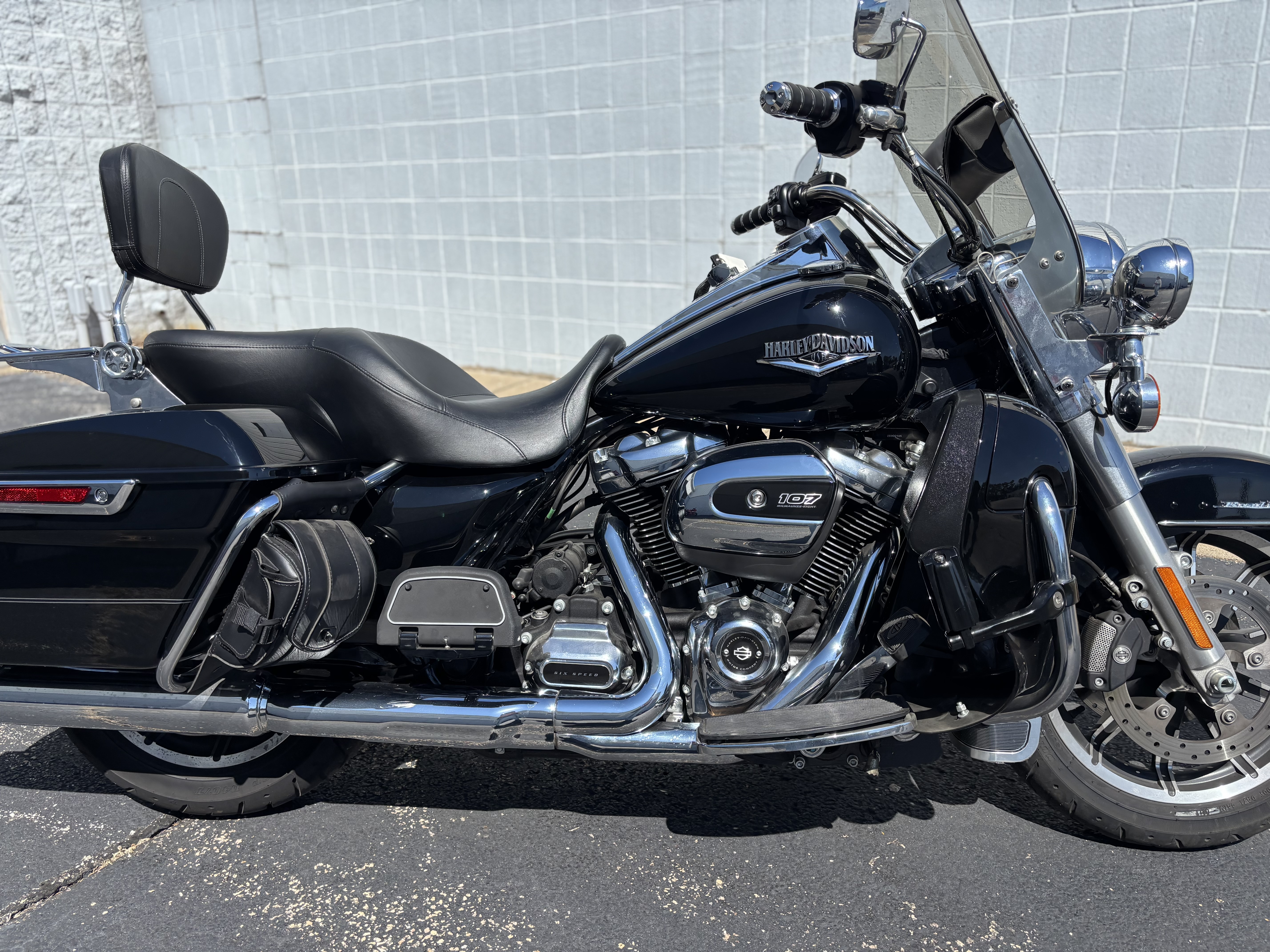 2017 Harley-Davidson® ROAD KING - Photo 4