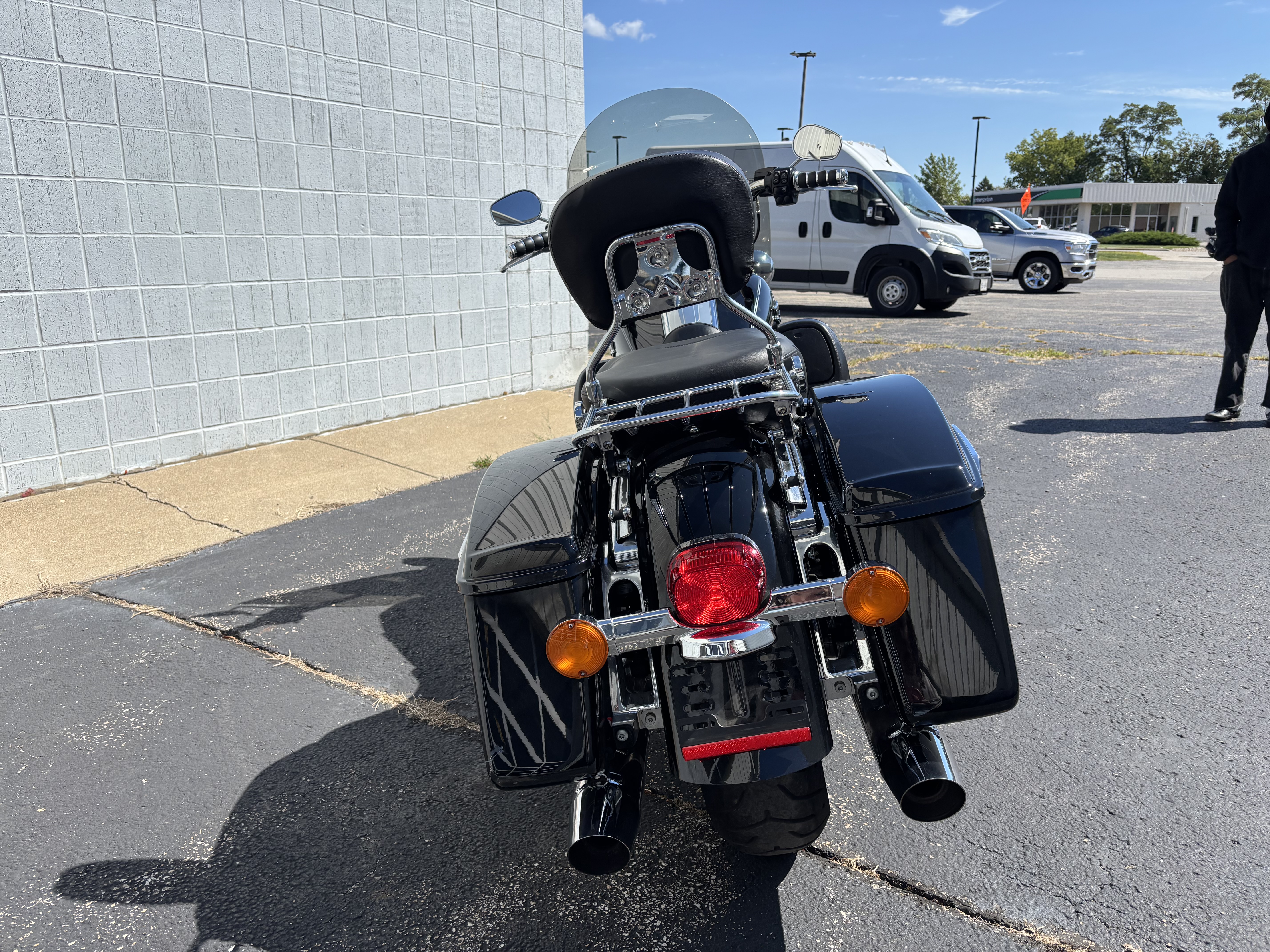 2017 Harley-Davidson® ROAD KING - Photo 6