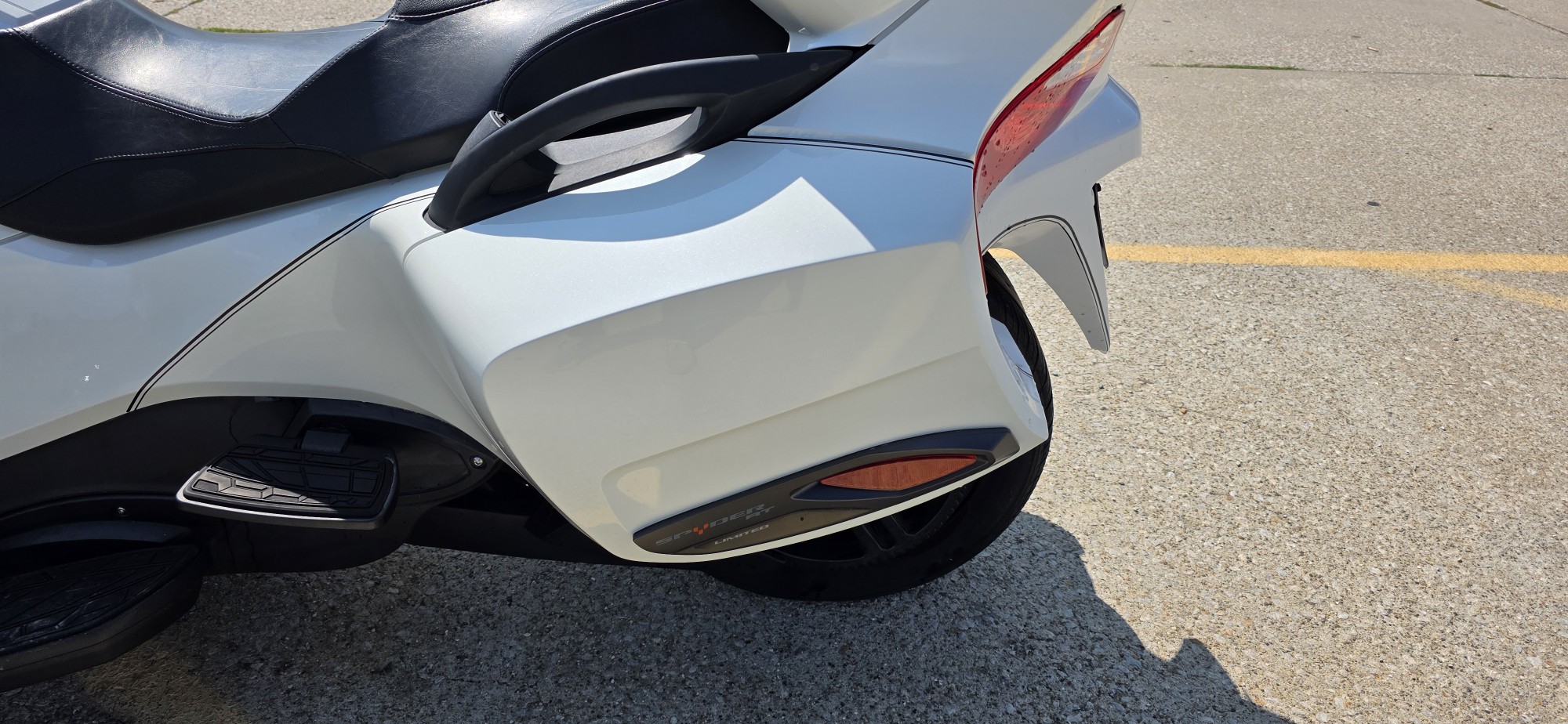 2018 Can-Am SPYDER RT SE6 - Photo 7