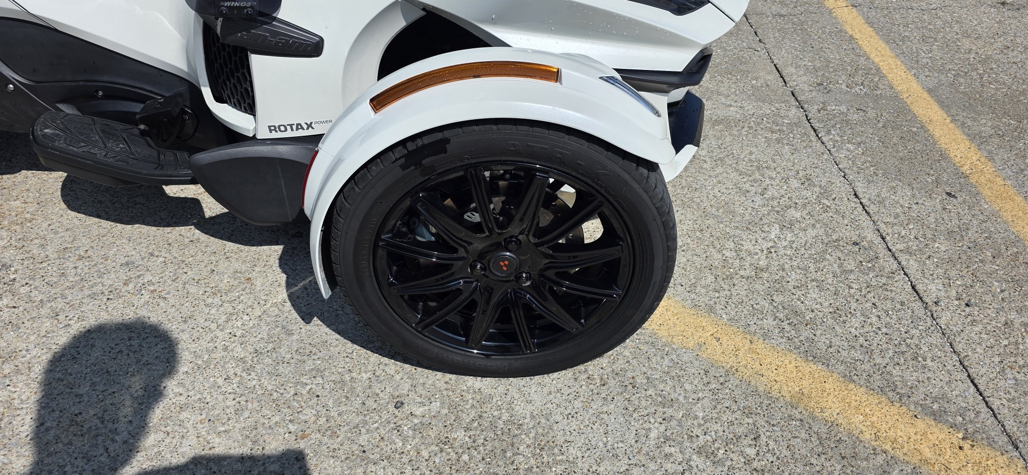 2018 Can-Am SPYDER RT SE6 - Photo 3