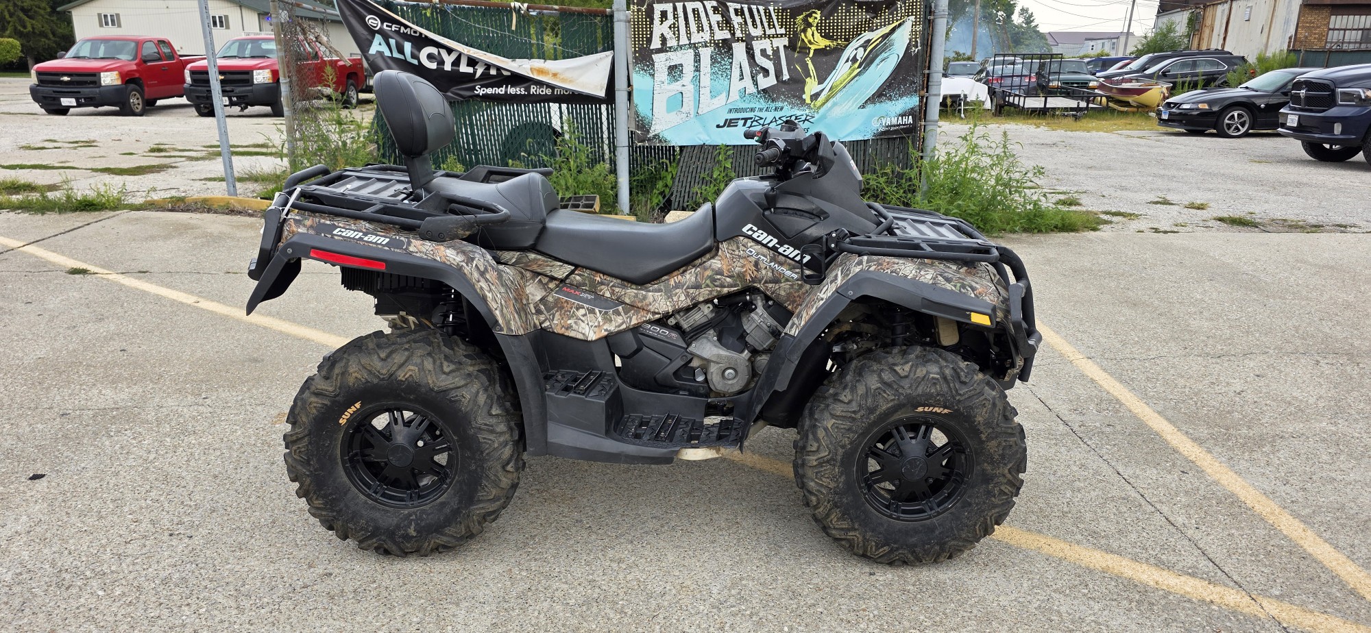 2012 Can-Am OUTLANDER MAX 800 XT - Photo 2