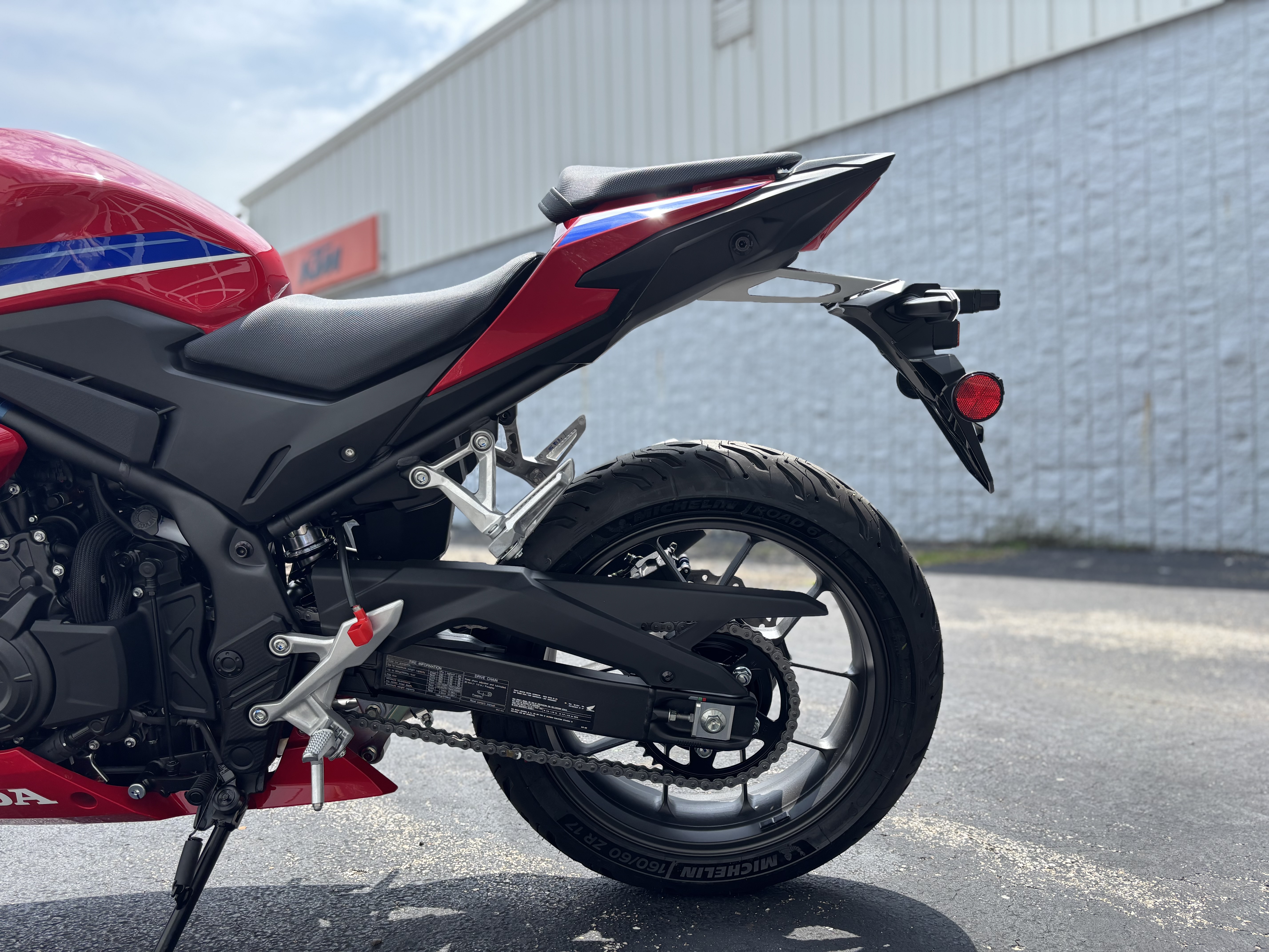 2025 Honda CBR500R ABS - Photo 11