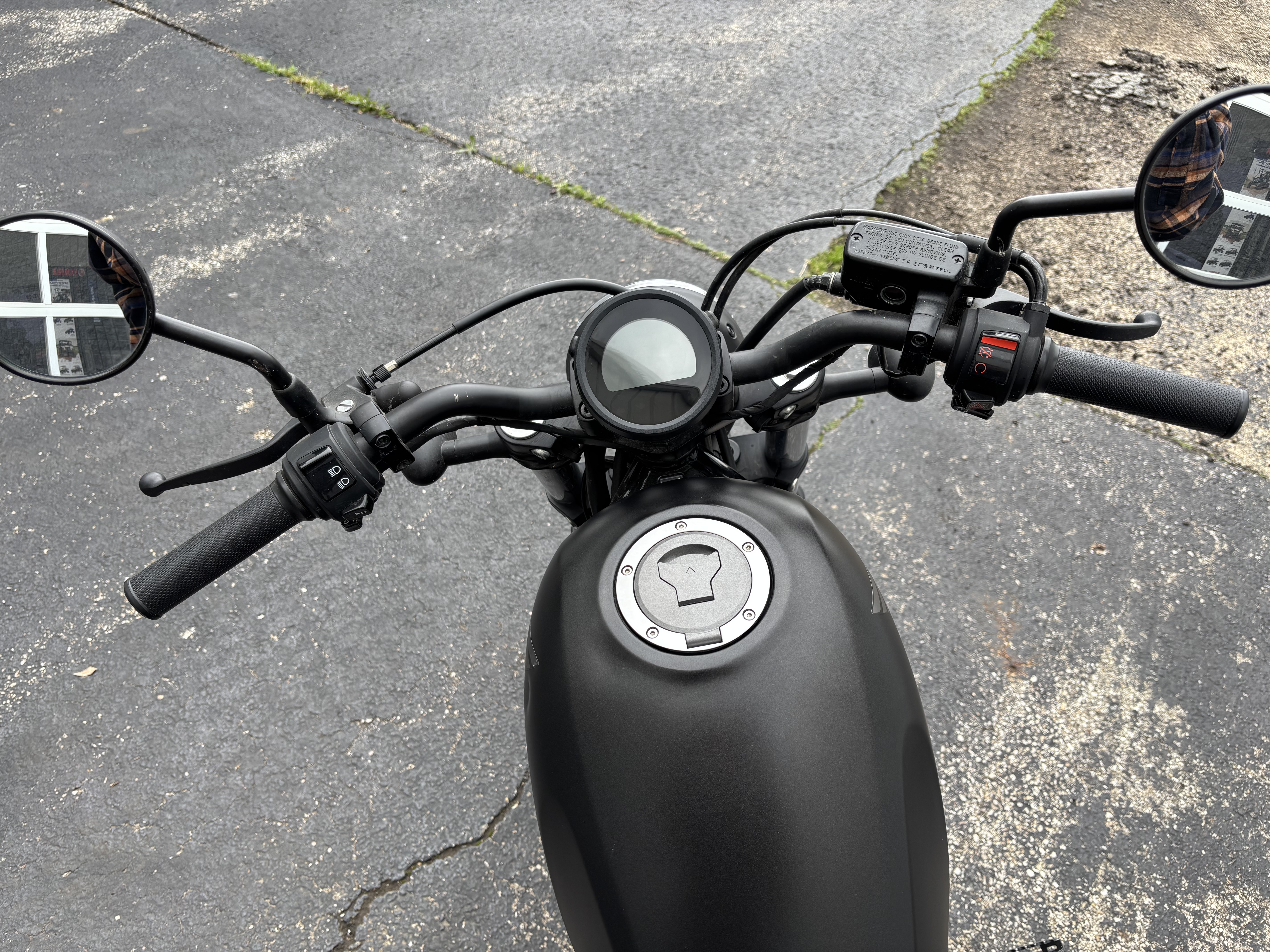 2025 Honda REBEL 300 - Photo 9