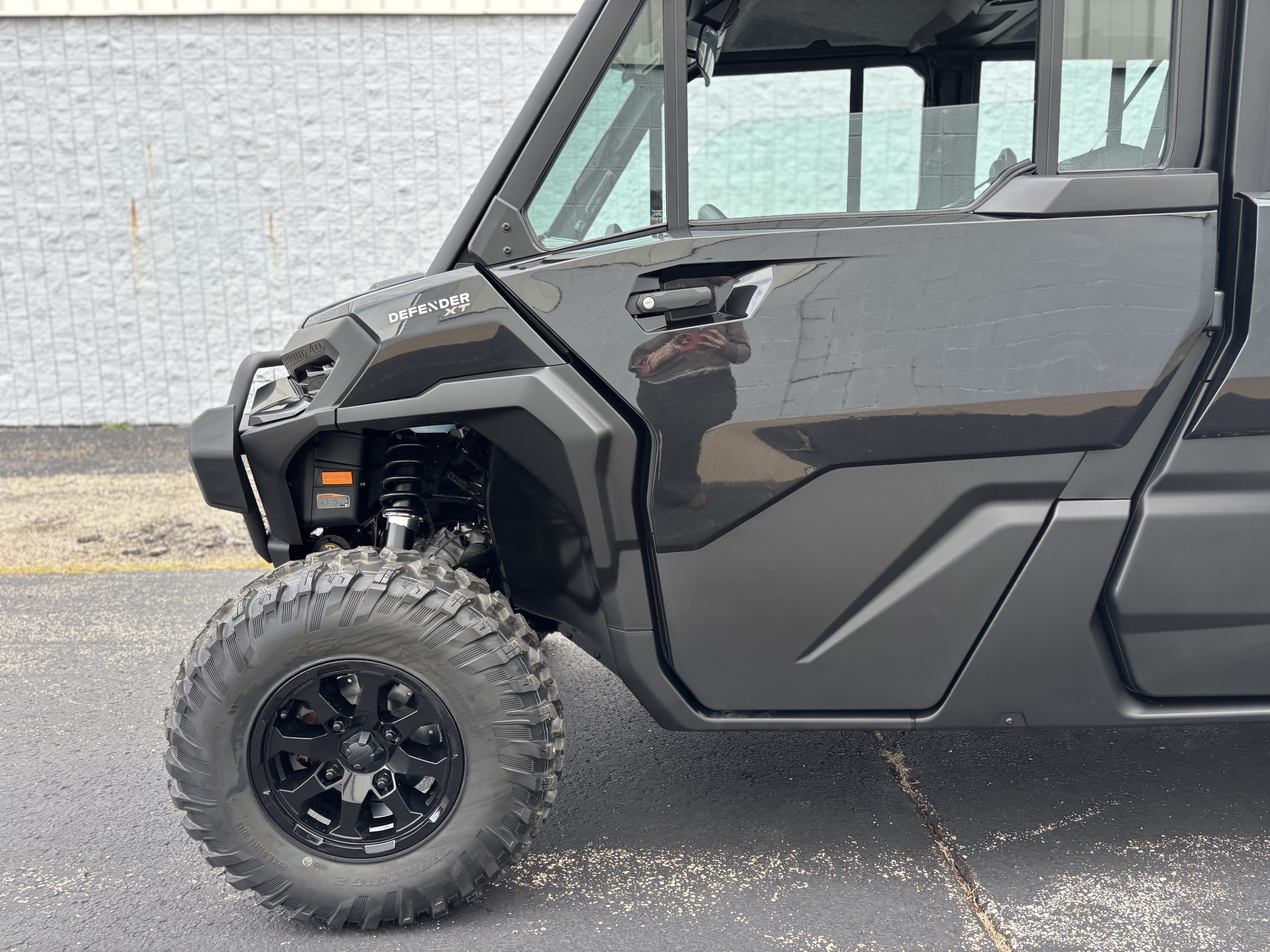 2026 Can-Am DEFENDER MAX XT CAB HD11 - Photo 8