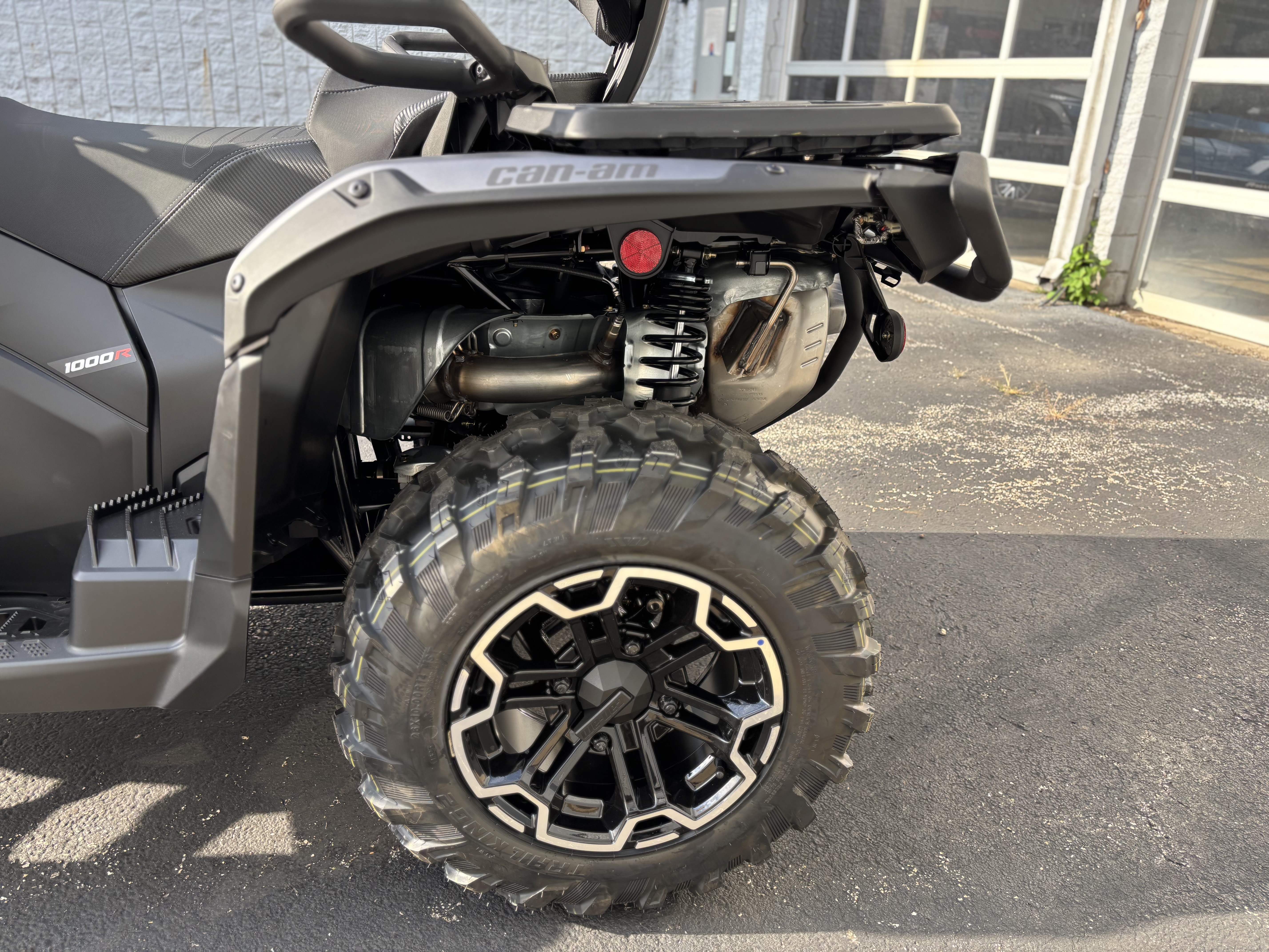 2026 Can-Am OUTLANDER MAX XT 850 - Photo 11