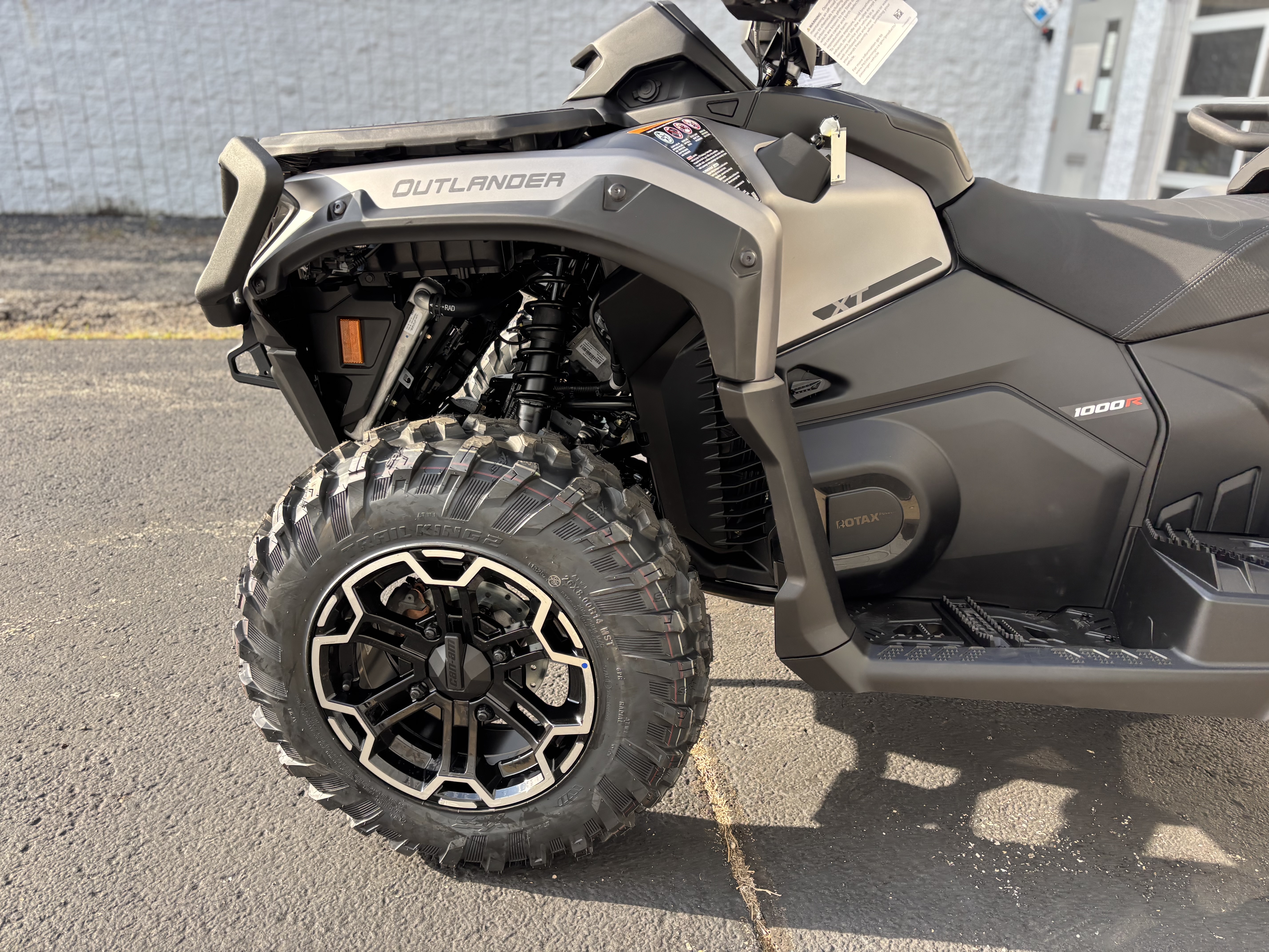 2026 Can-Am OUTLANDER MAX XT 850 - Photo 9