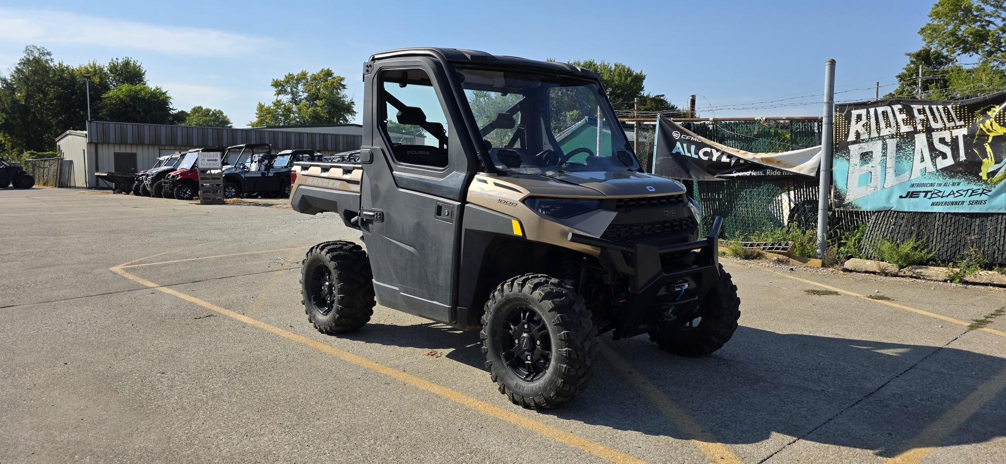 2023 Polaris RANGER XP 1000 PREMIUM - BRONSON ROCK SMOKE Premium
