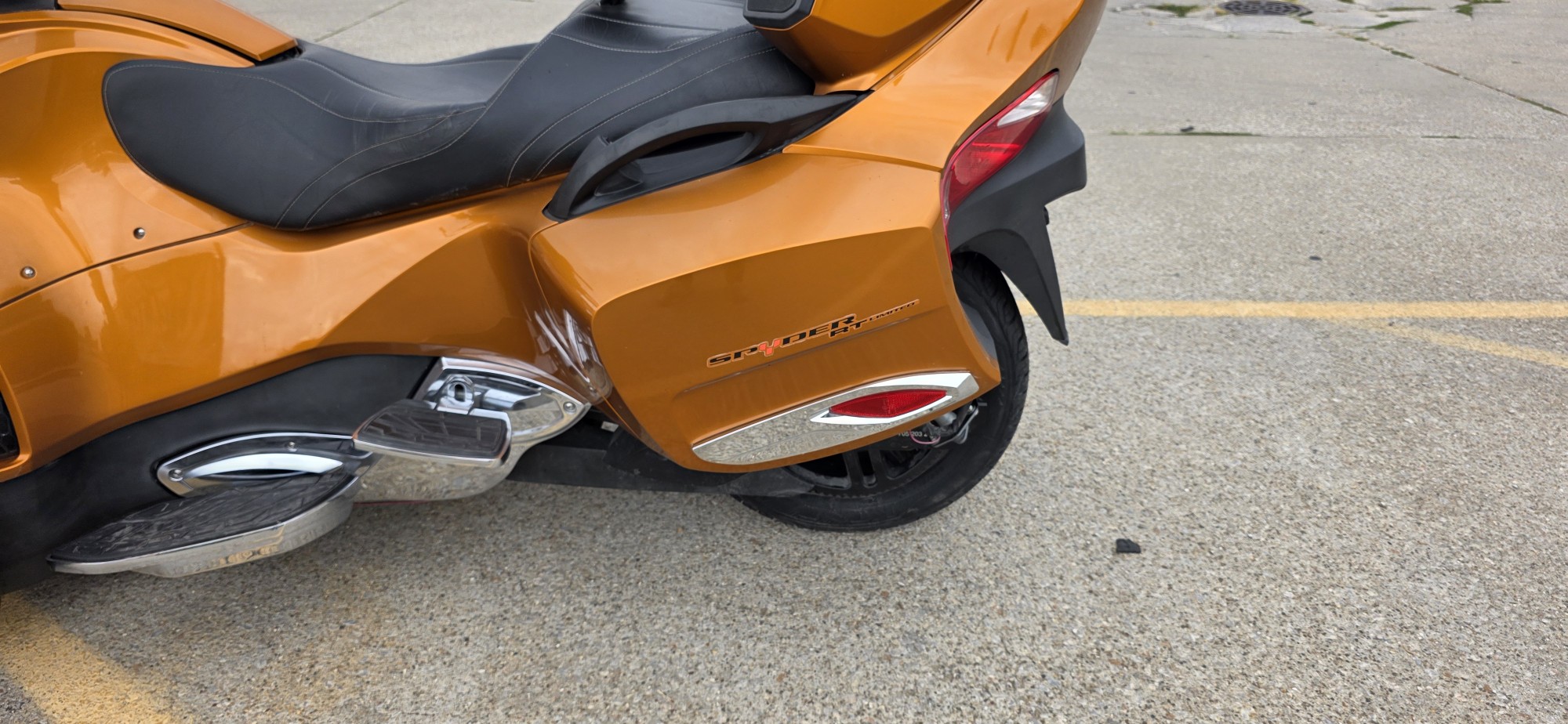 2014 Can-Am SPYDER RT LIMITED - Photo 5