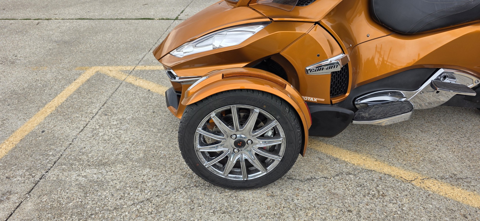 2014 Can-Am SPYDER RT LIMITED - Photo 11