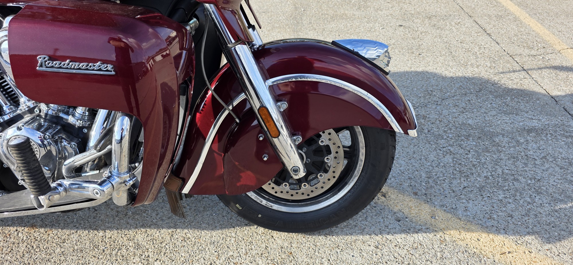 2019 Indian Motorcycle ROADMASTER, BURGUNDY METALLIC, - Photo 3
