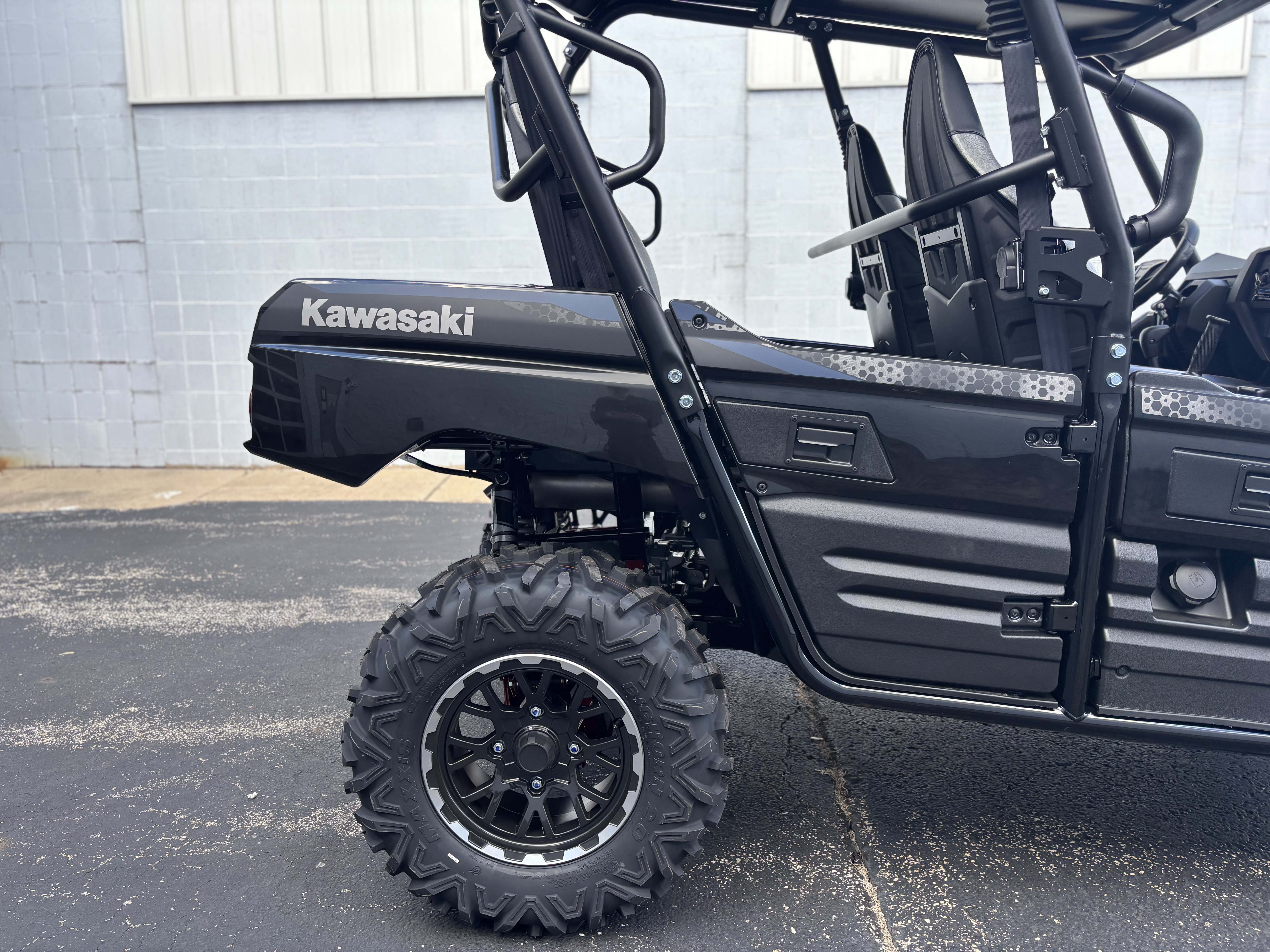 2025 Kawasaki TERYX4 S LE - Photo 5