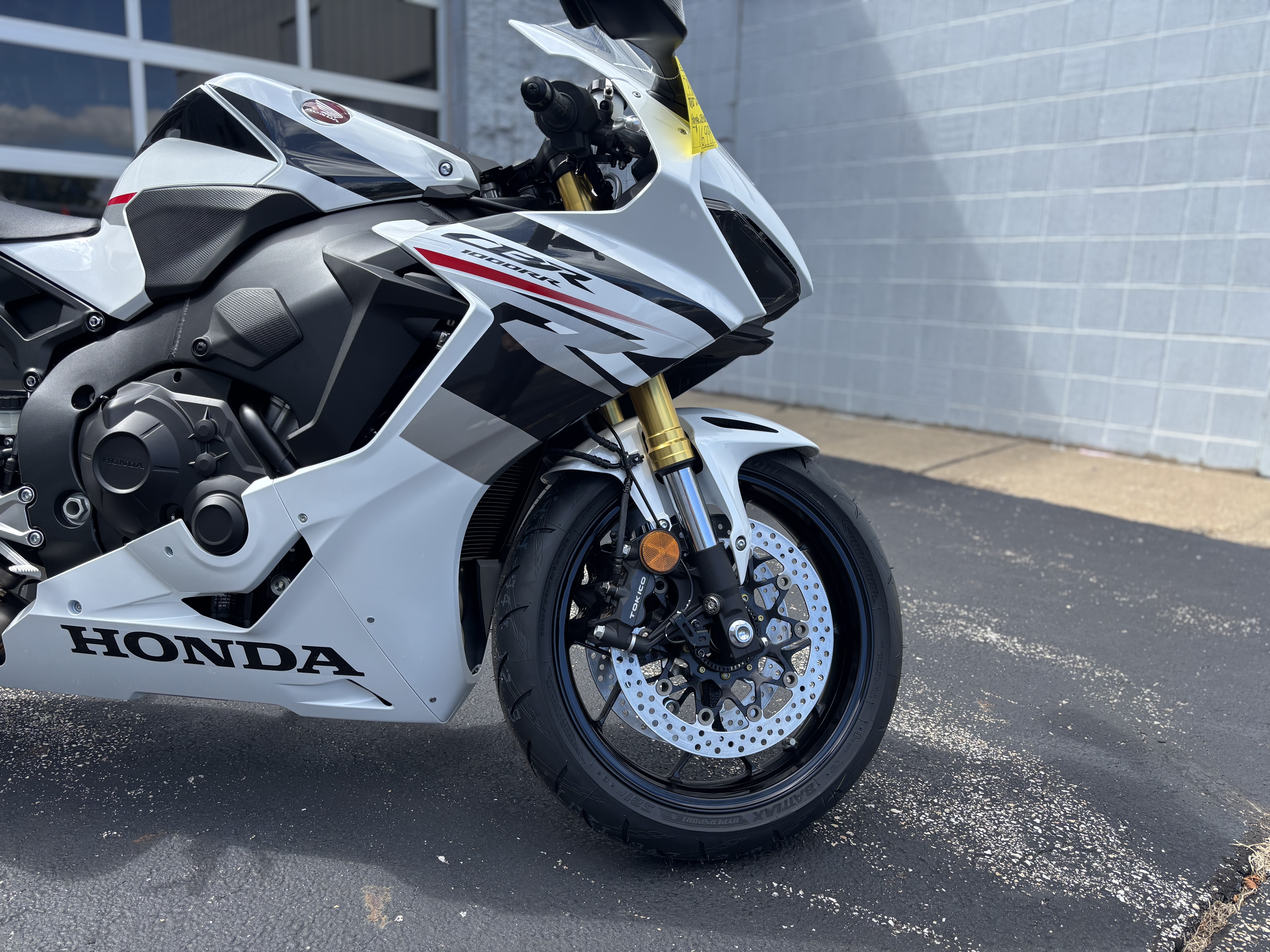 2026 Honda CBR1000RR - Photo 3